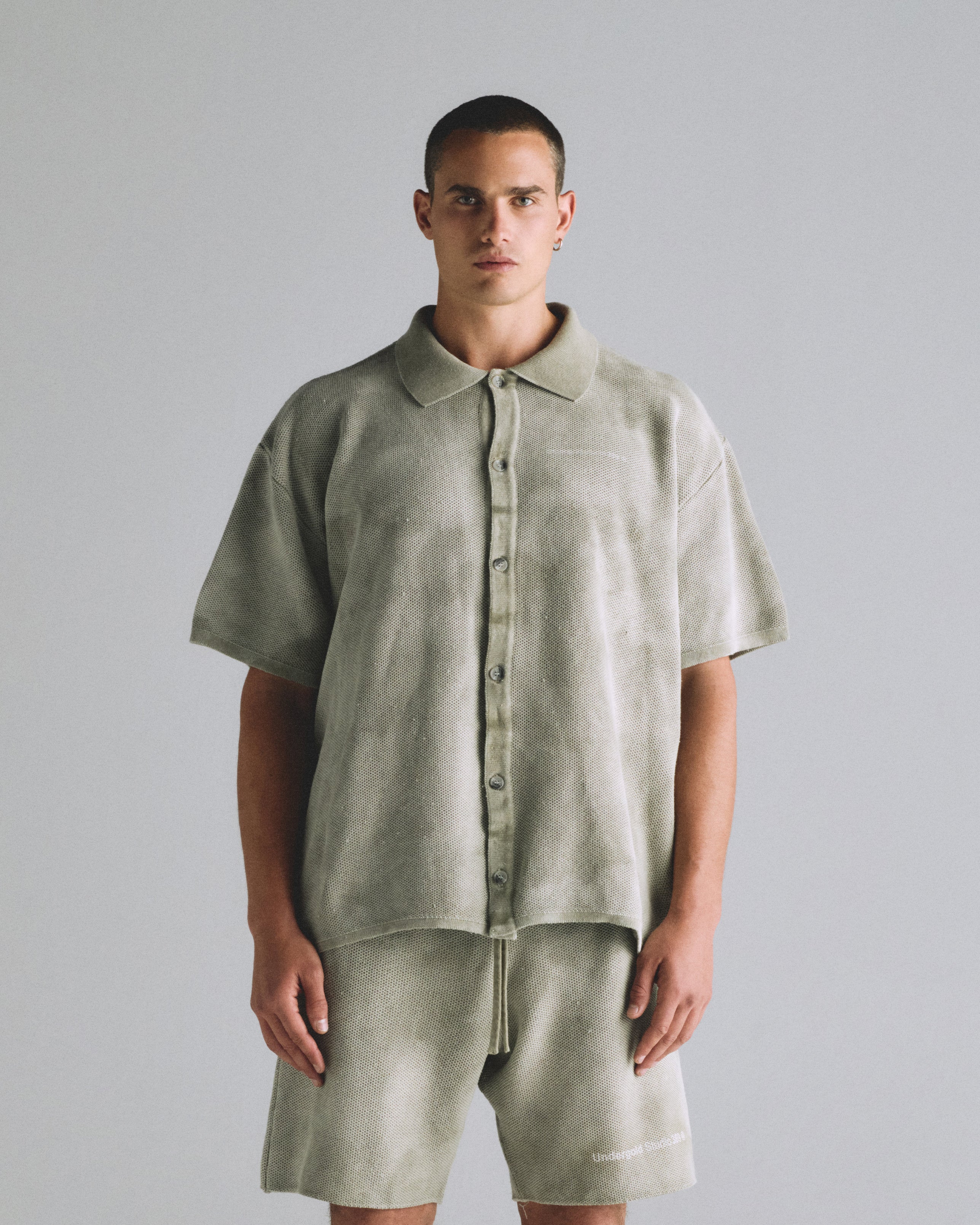 Basics Undergold Studio Knitted Tshirt Aged Green