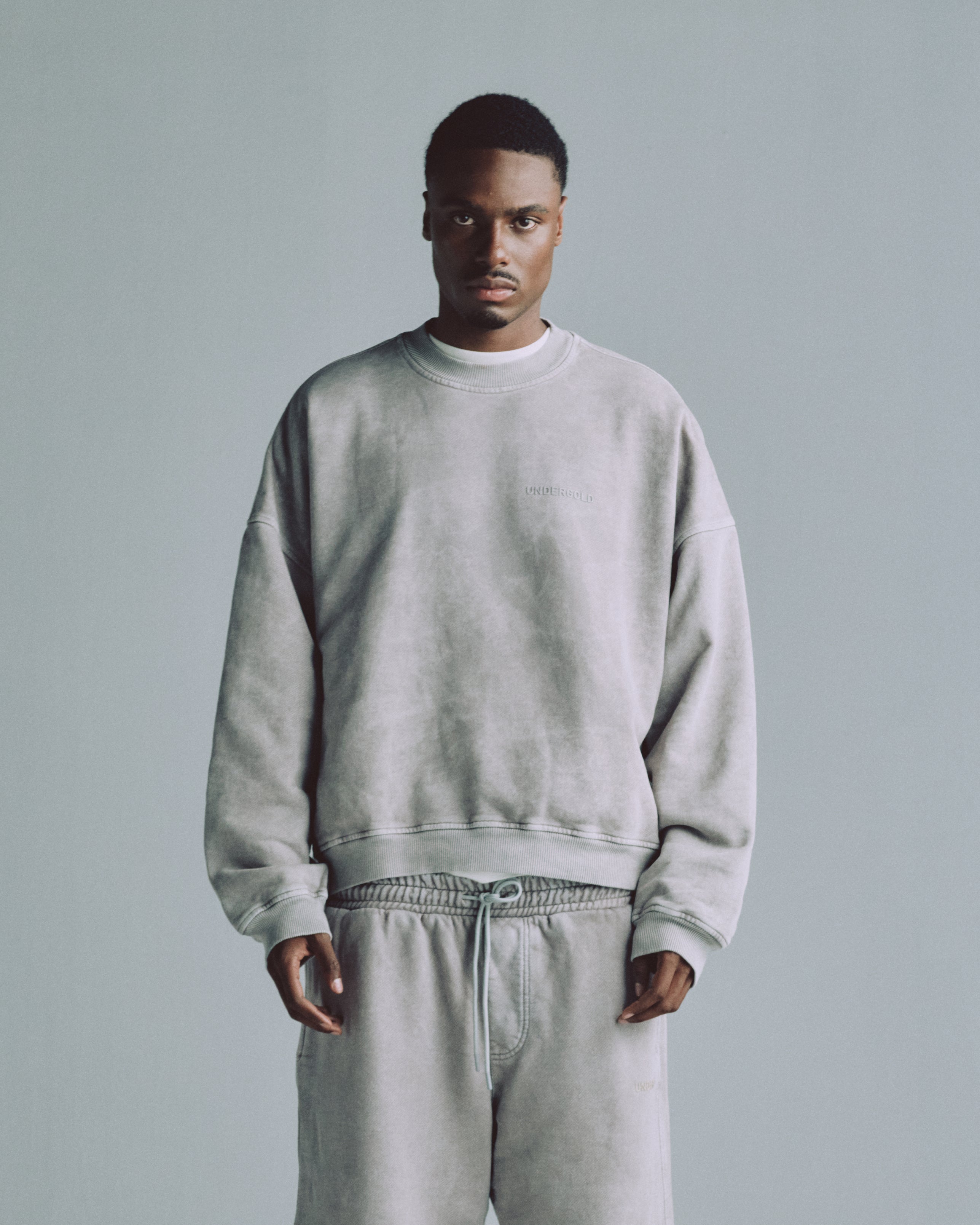 Line Logo Crewneck Washed Gray