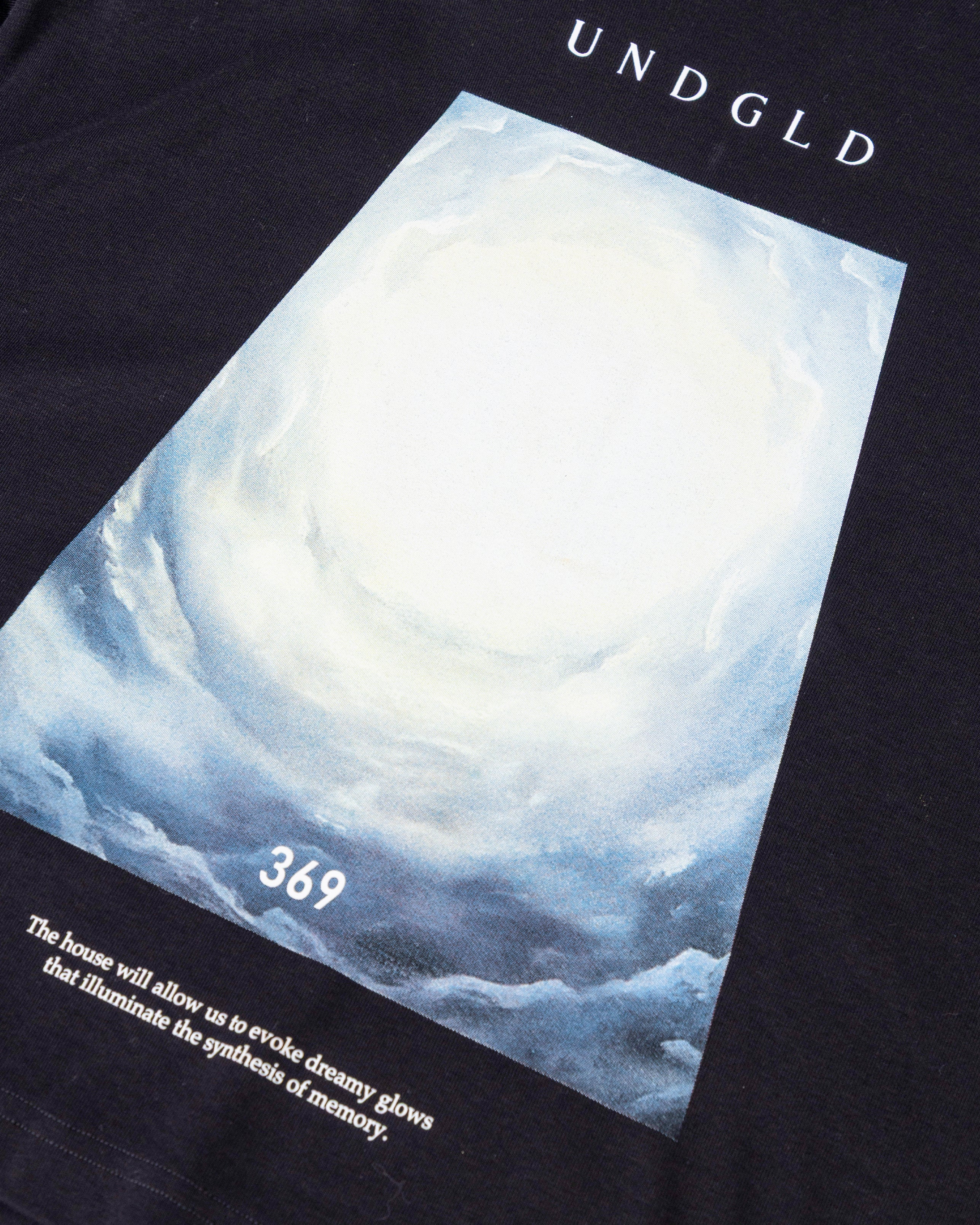Eternal Tunnel Boxy Fit Tshirt Black