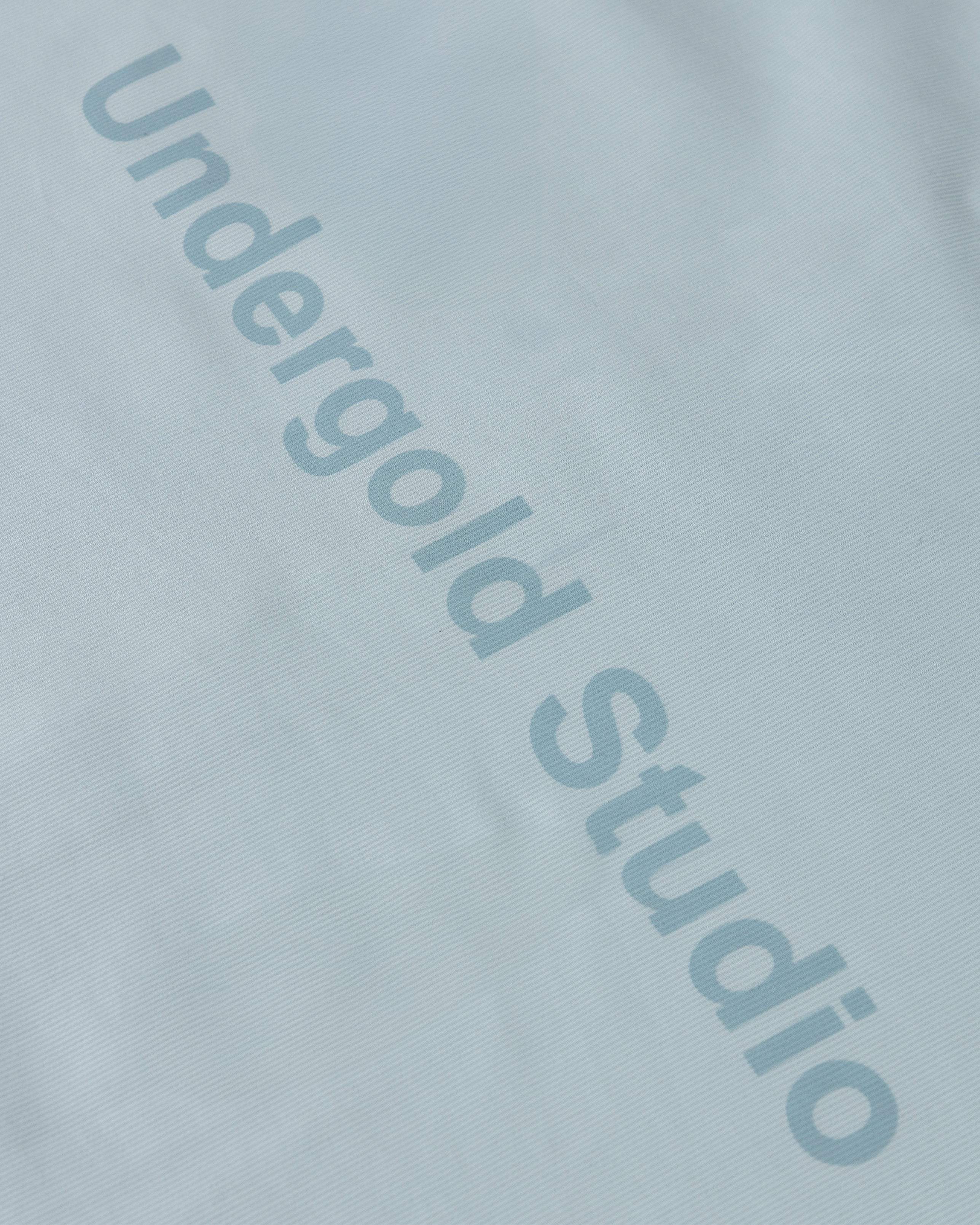 Basics Undergold Studio Boxy Fit Shirt Light Blue