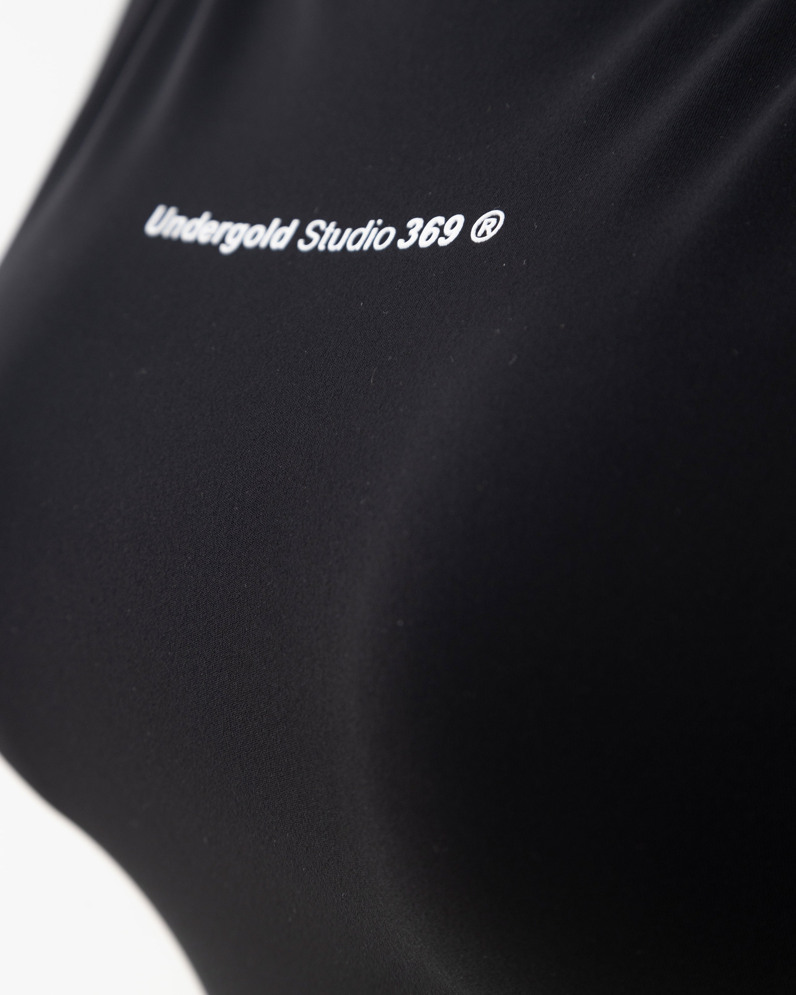 Basics Undergold Studio Backless Long Sleeve Body Black