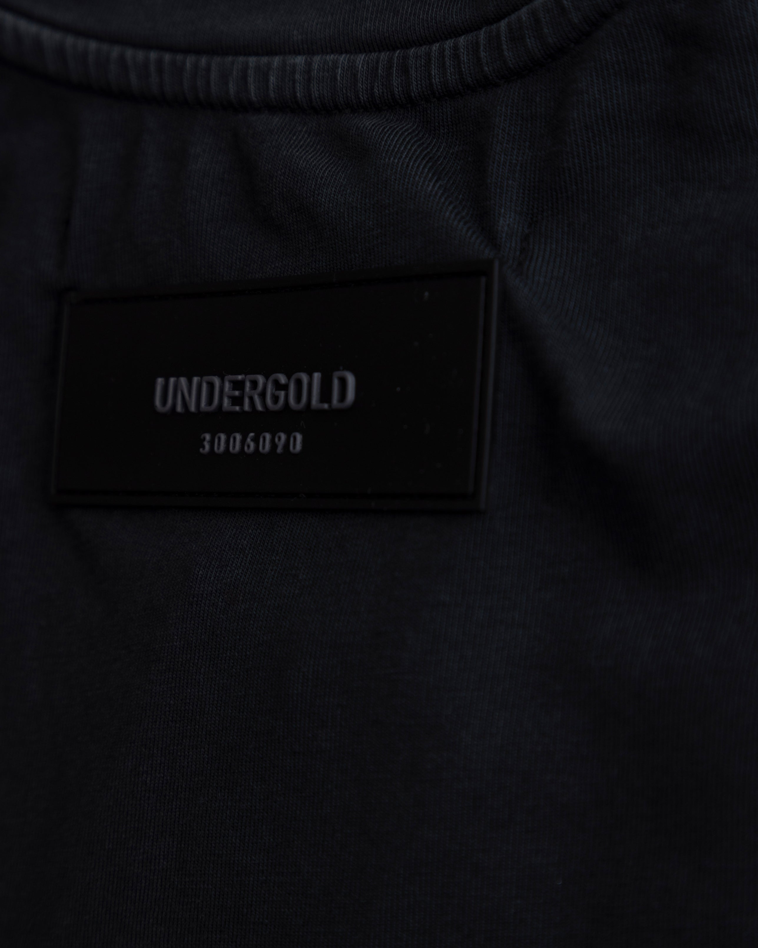 Agnus Dei UNDRGLD Baby Tee Vintage Black