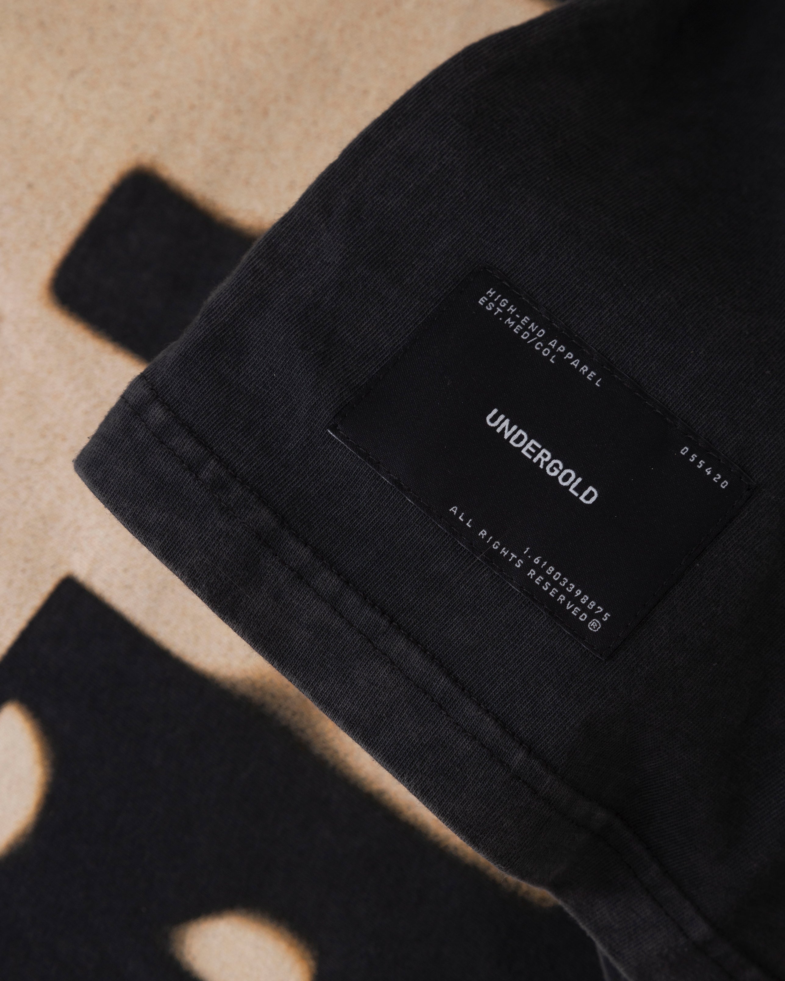 The One 111 Burnt Tshirt Vintage Black