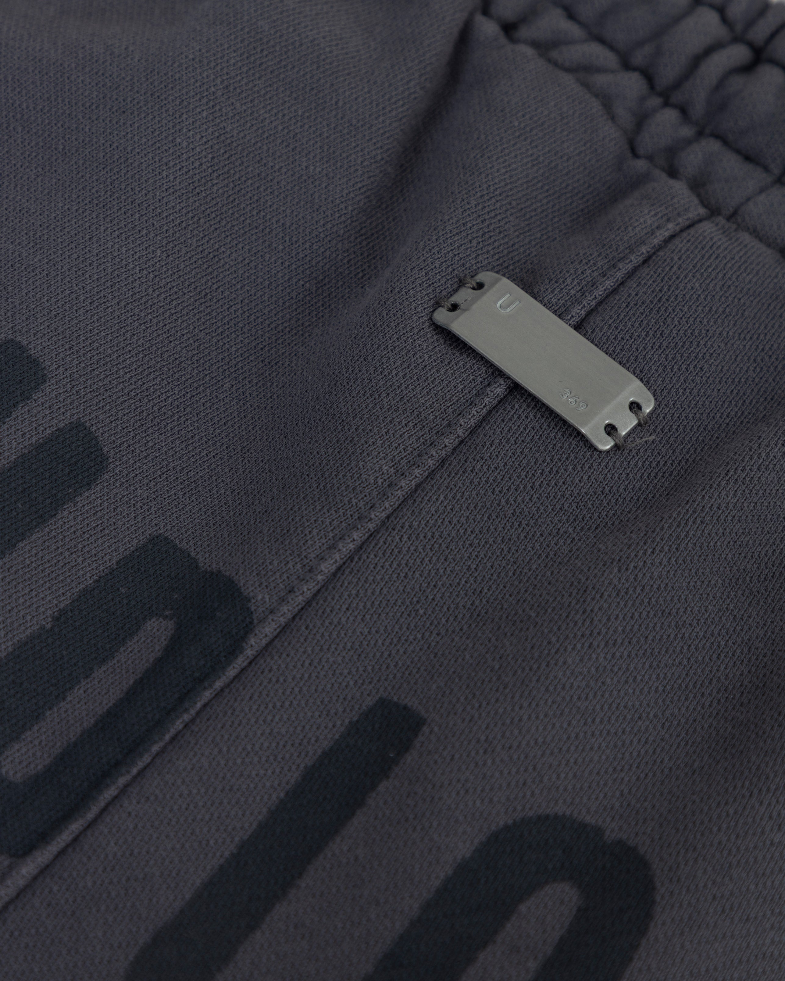 Spring Worn Logo Straight Pants Sandblast Gray