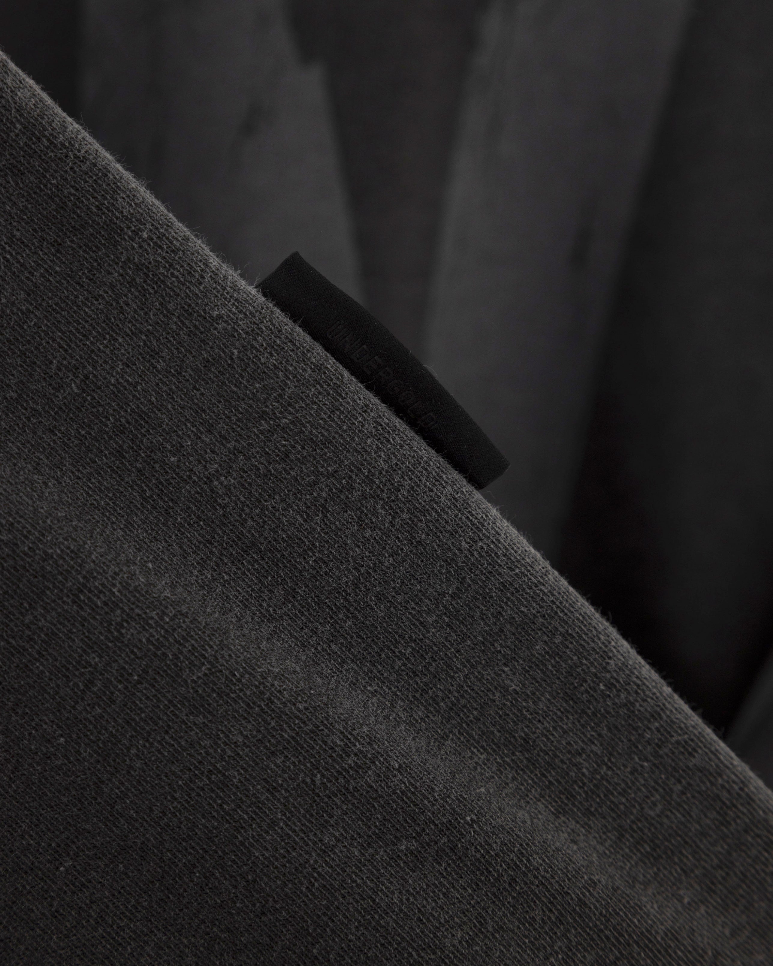 The One UNDGLD Worn Out Tshirt Vintage Gray