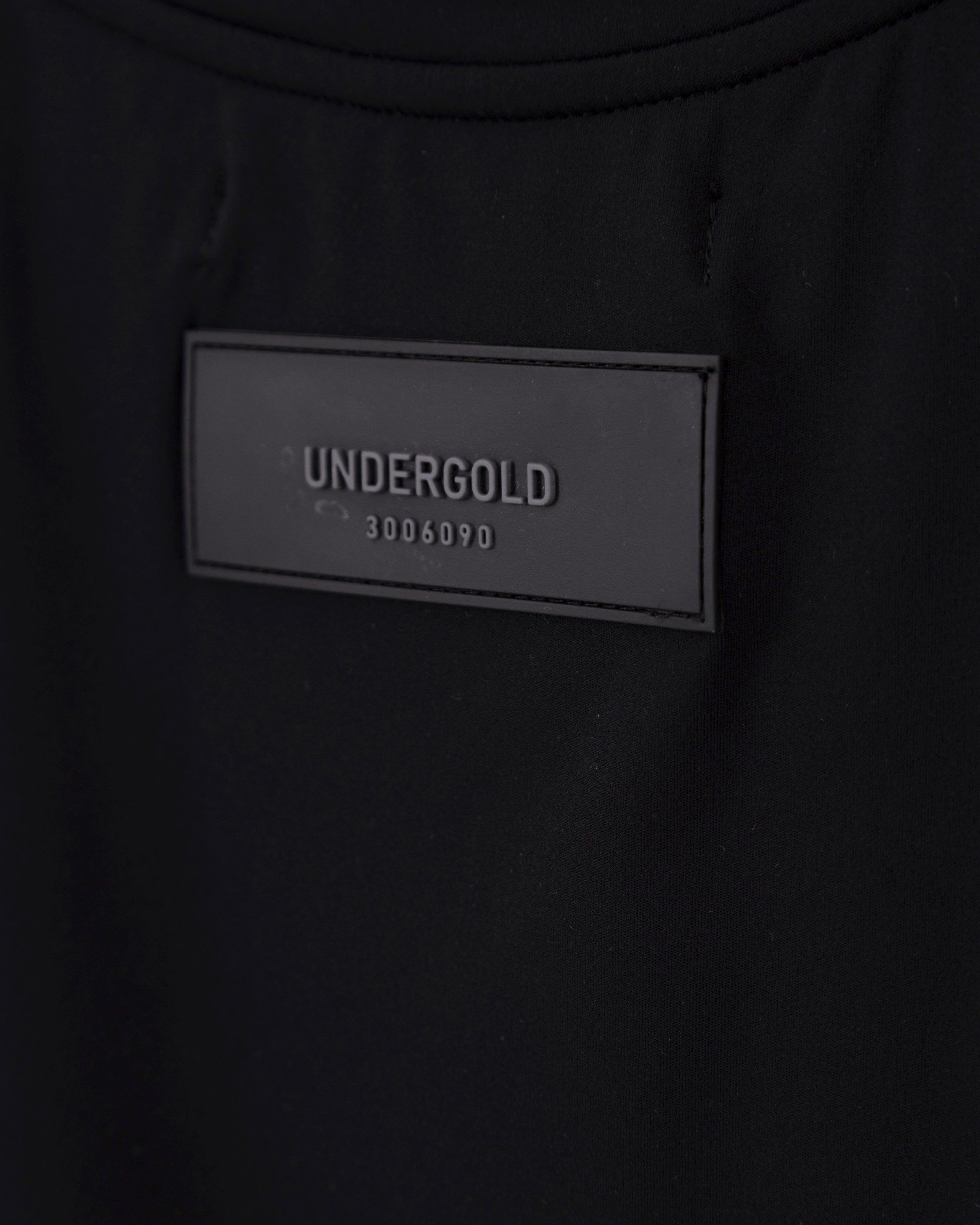 Gratia Plena Basic Superslim Tshirt Black