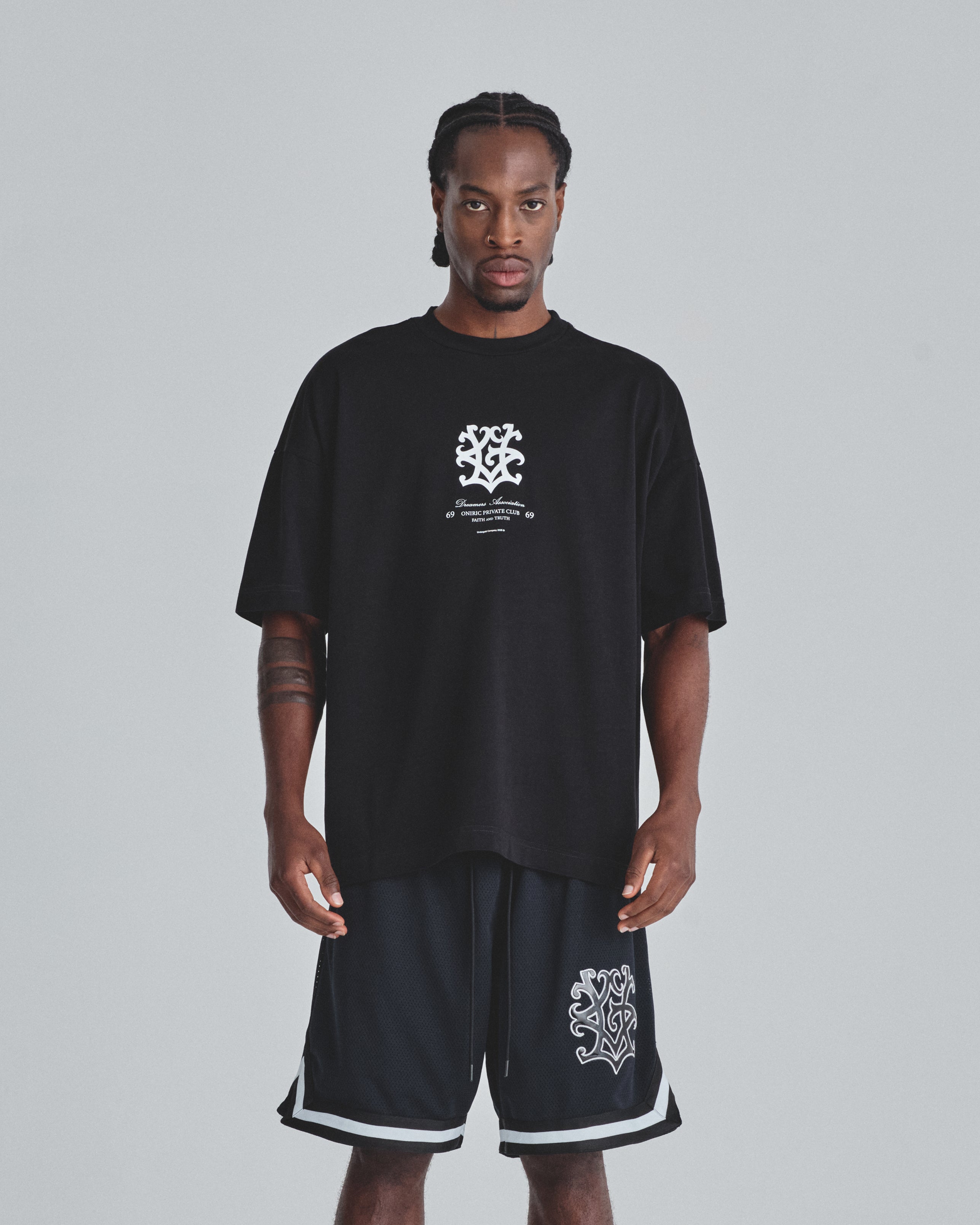Line UG Monogram Tshirt Black