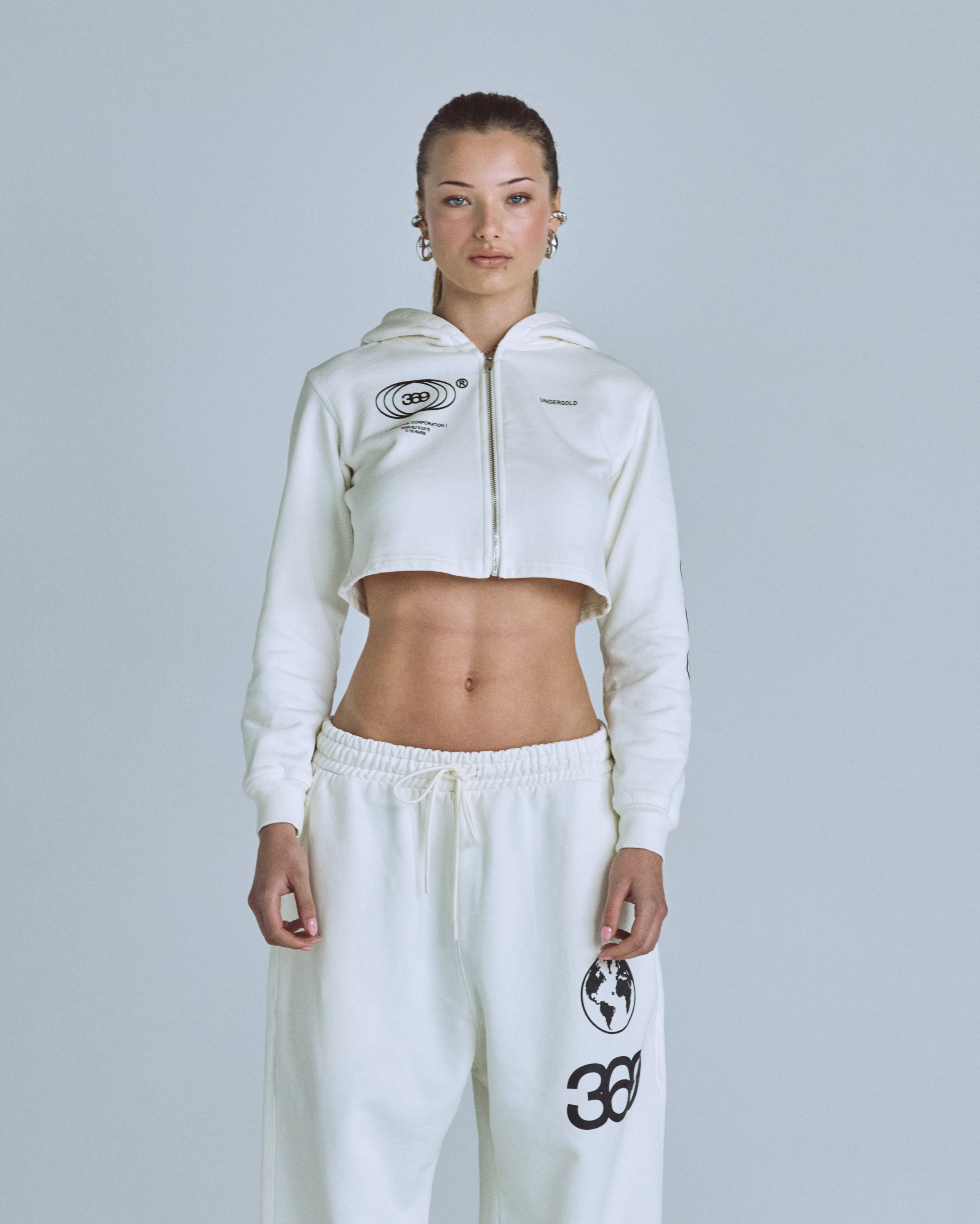 W Golden Heritage Slim Fit Zip Up Cropped Hoodie White