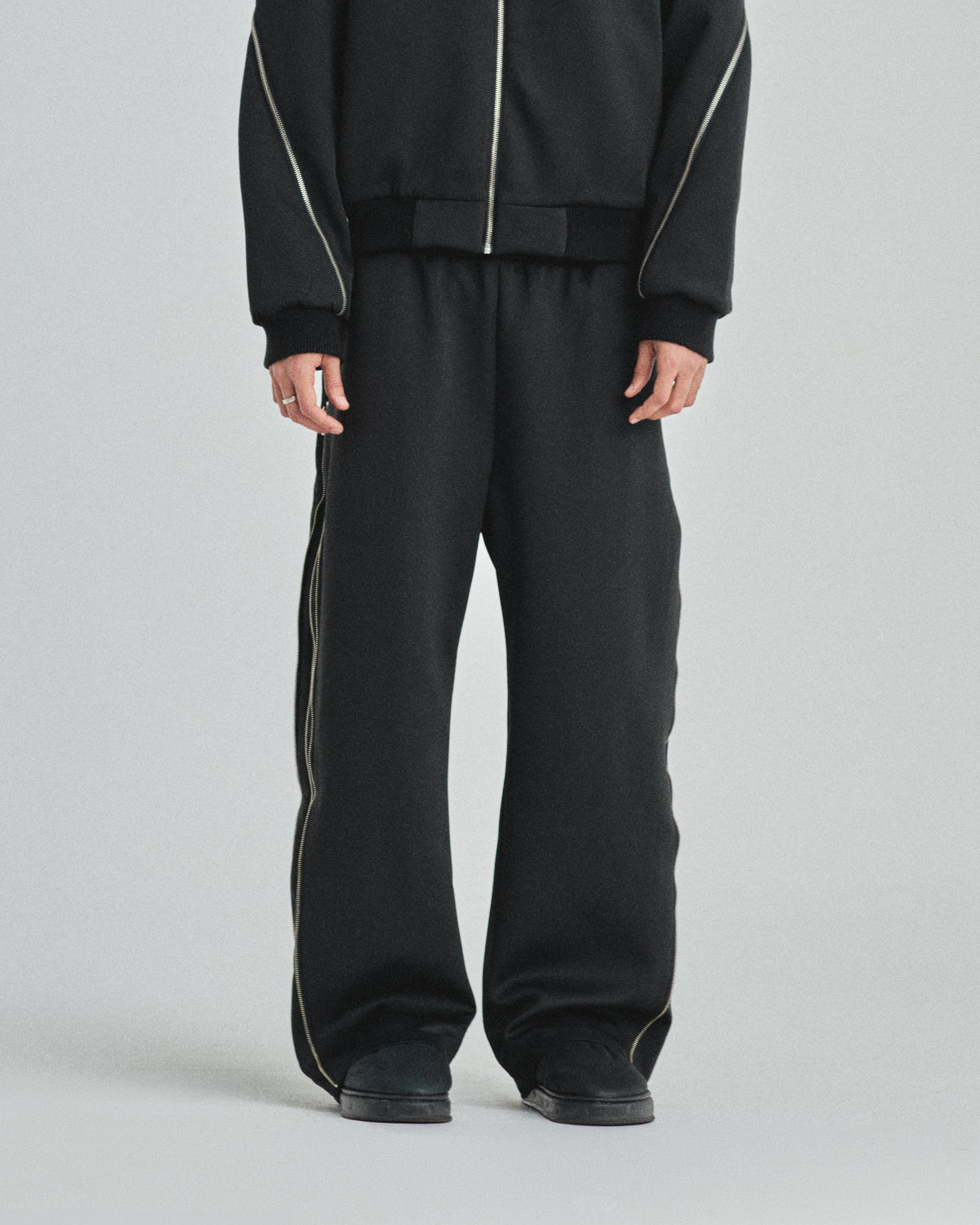 Basics Double Zipper Pants Black