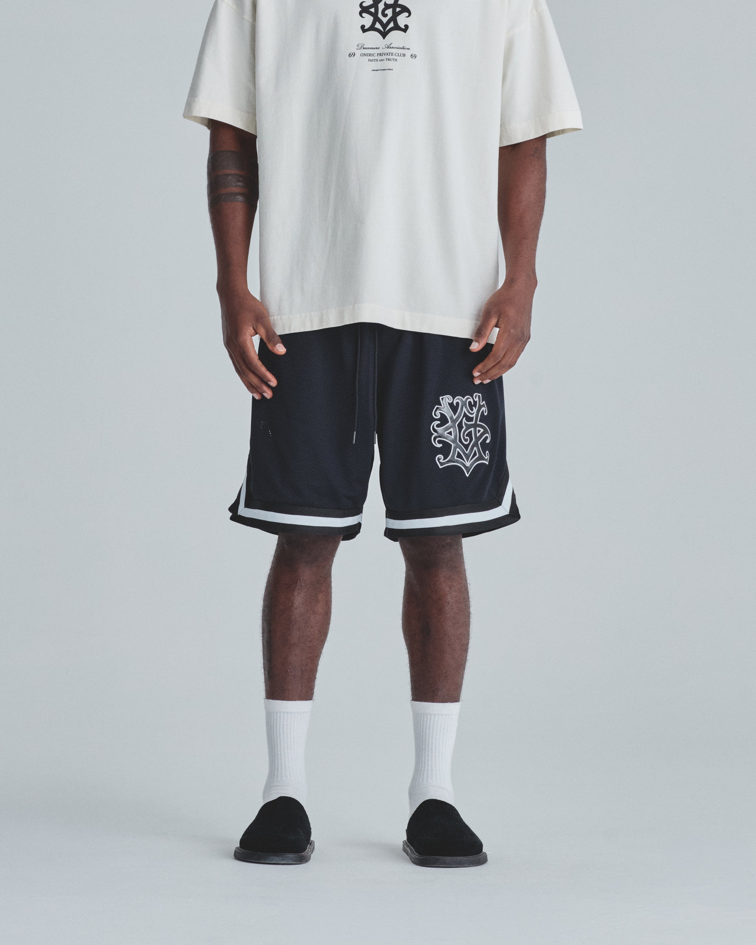 Line Embroidered UG Mesh Short Black
