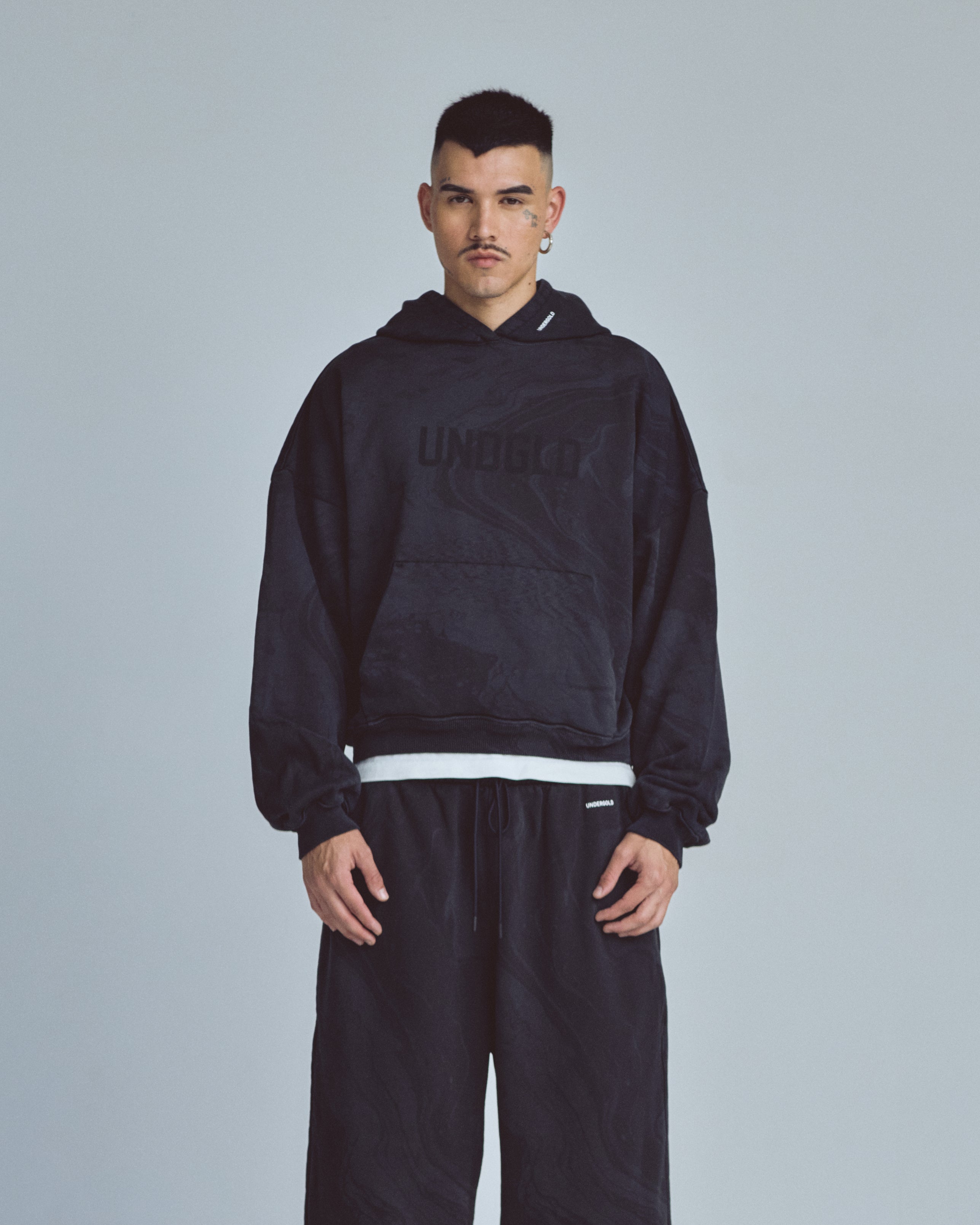 Basics UNDGLD Boxy Hoodie Oiled Black