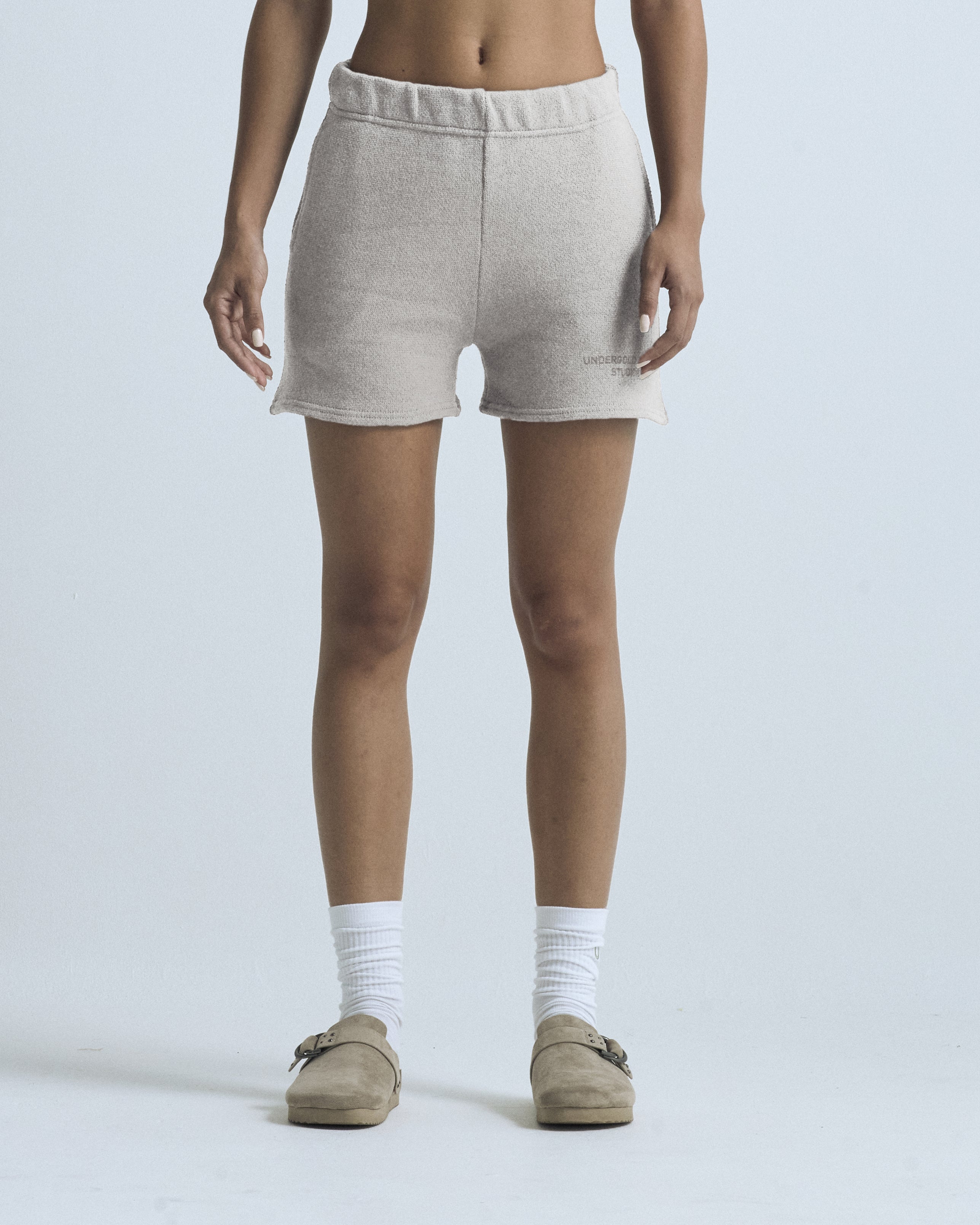 W Basics Undergold Design Studio Knit Short Seed Gray
