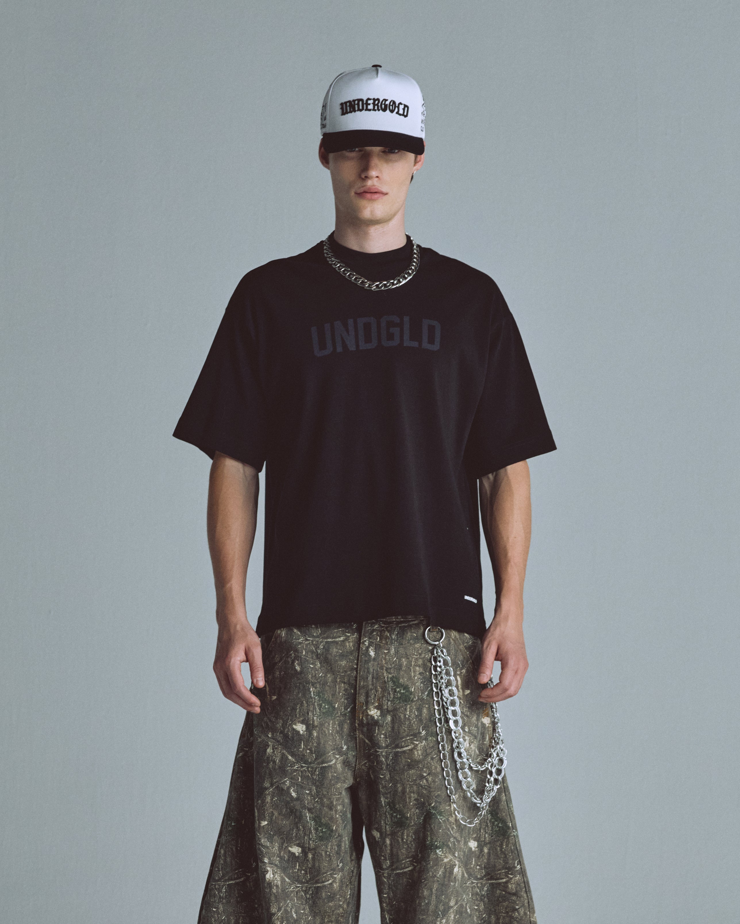 Basics UNDGLD Boxy Fit Tshirt Black