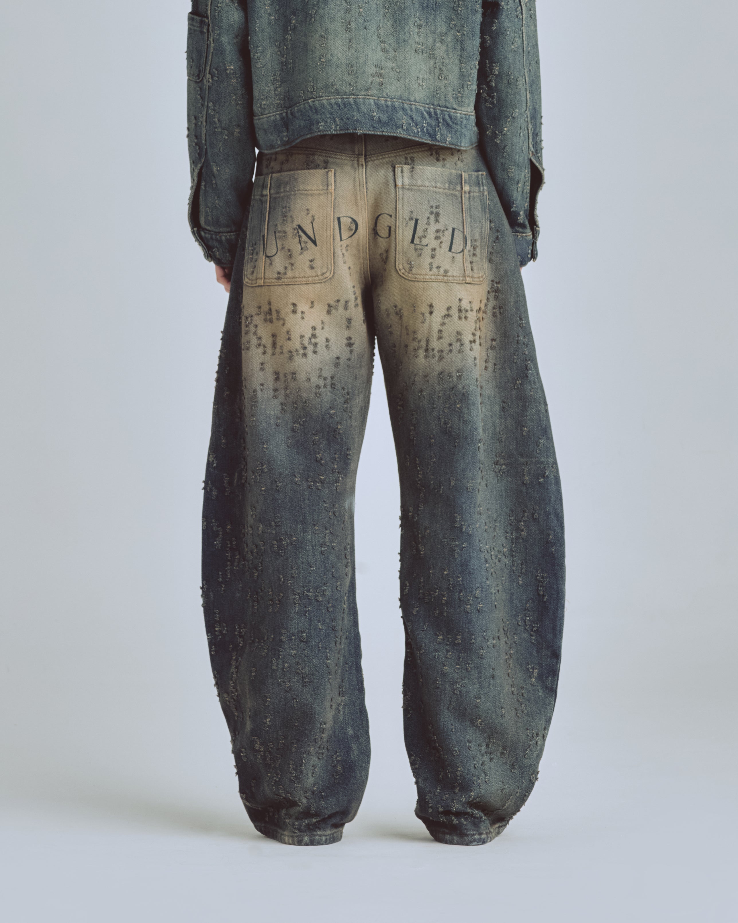 W Agnus Dei U Ripped Barrel Jean Dirty Blue
