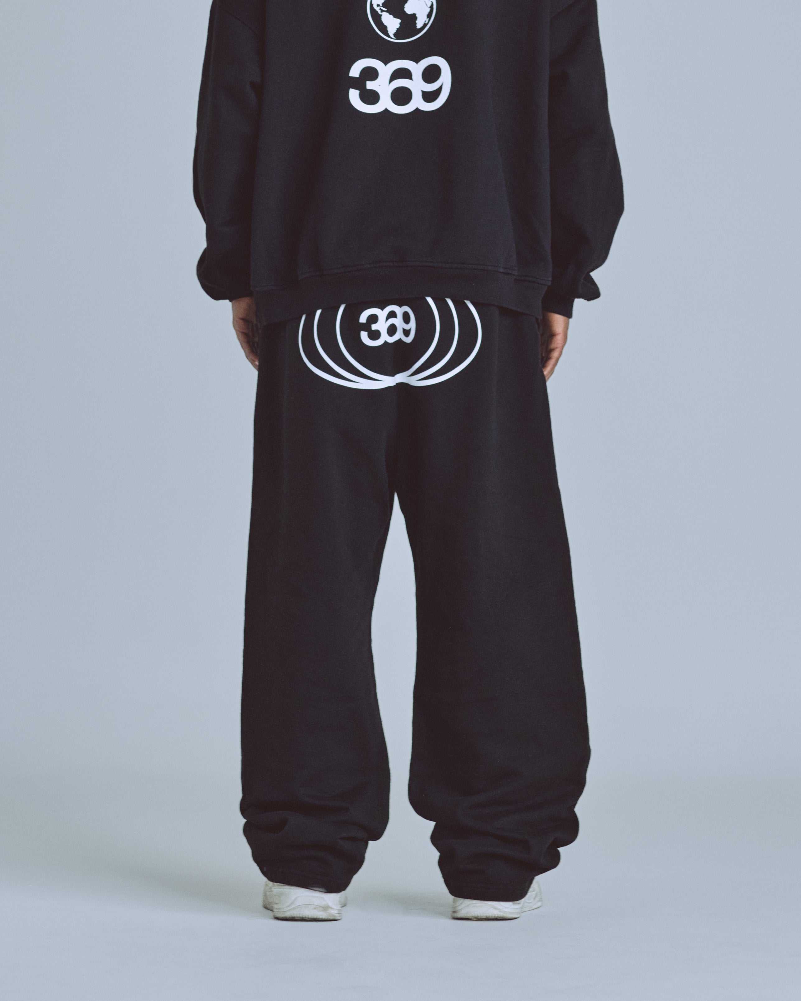 Golden Heritage Basic Straight Pants Black