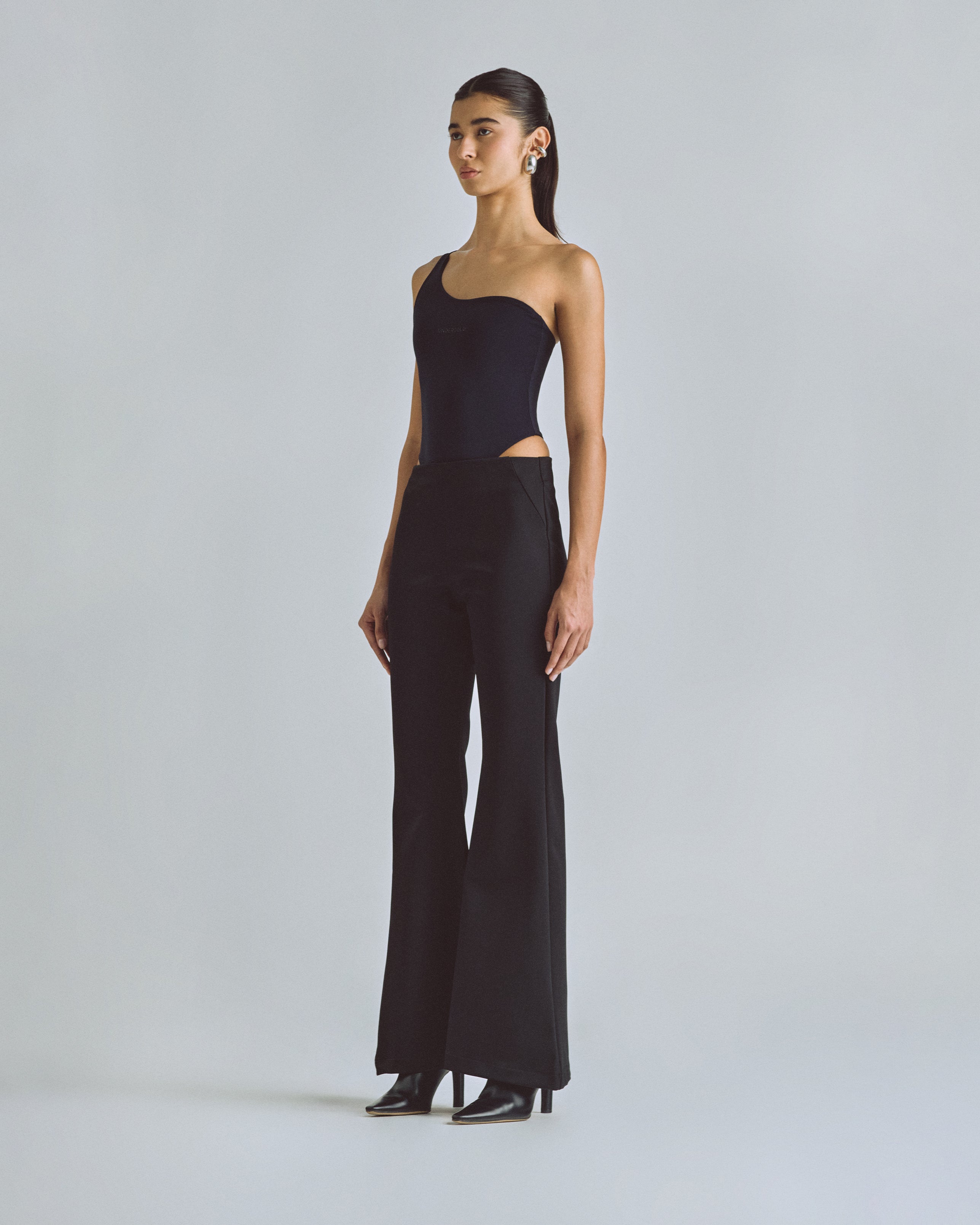 W Basics Flare Trouser Black