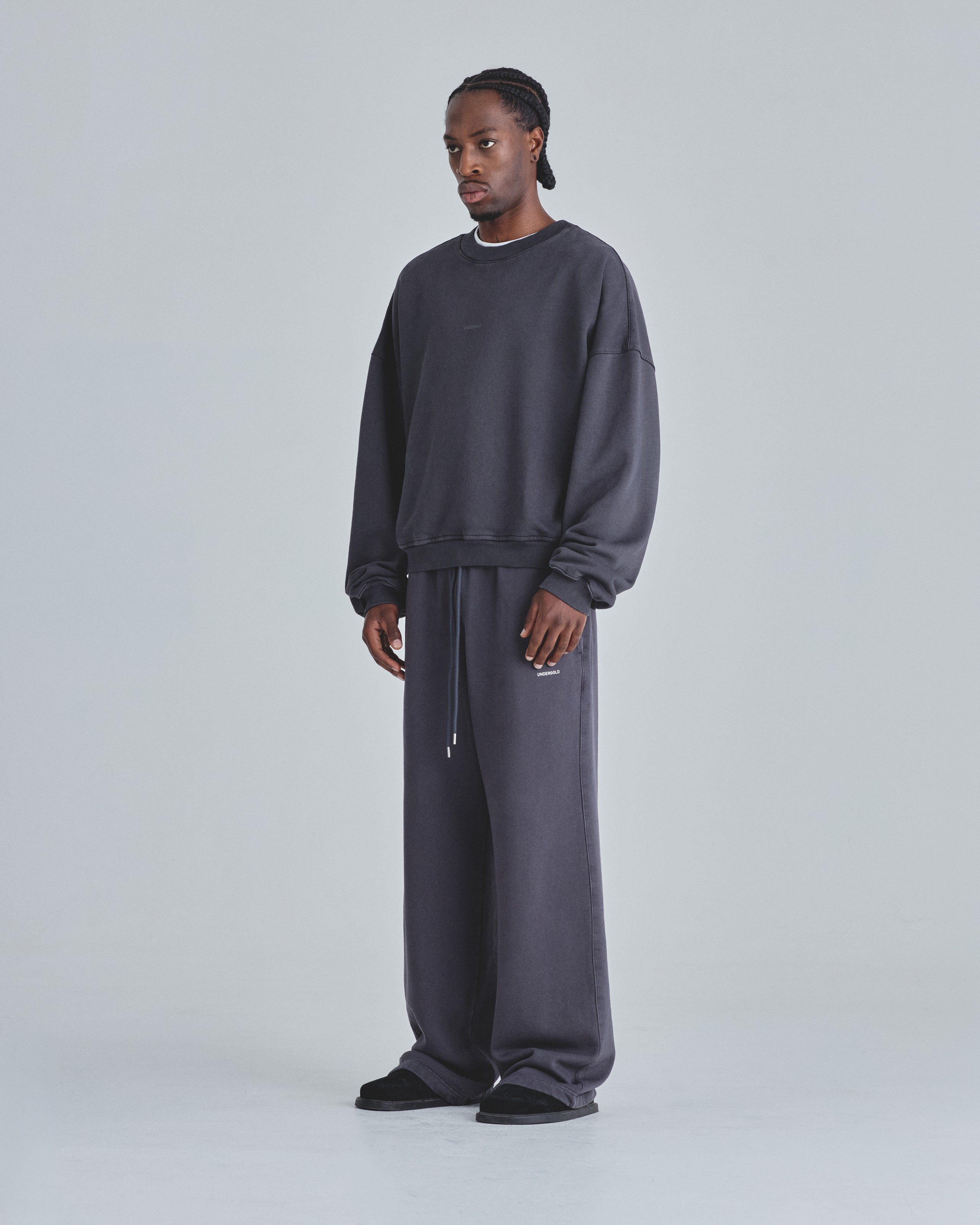 Line Basic Boxy Fit Crewneck Dark Gray