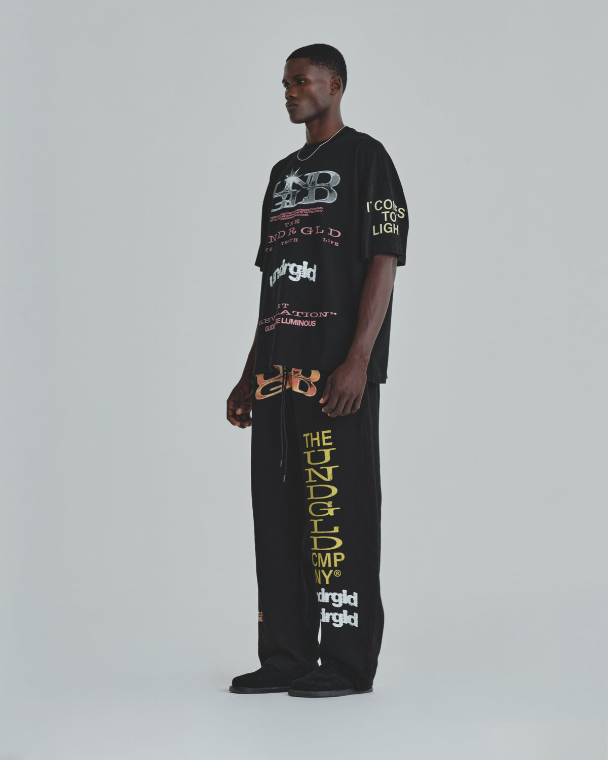 Revelation Reveal Tshirt Black
