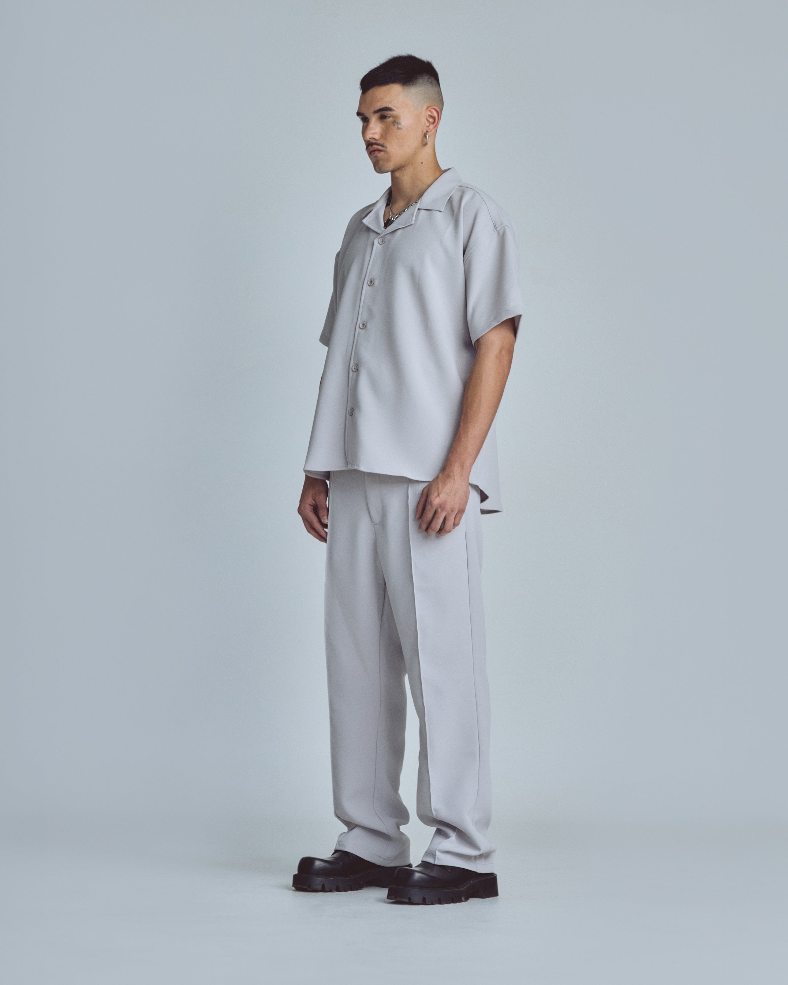 Basics Short Sleeve Shirt Gray