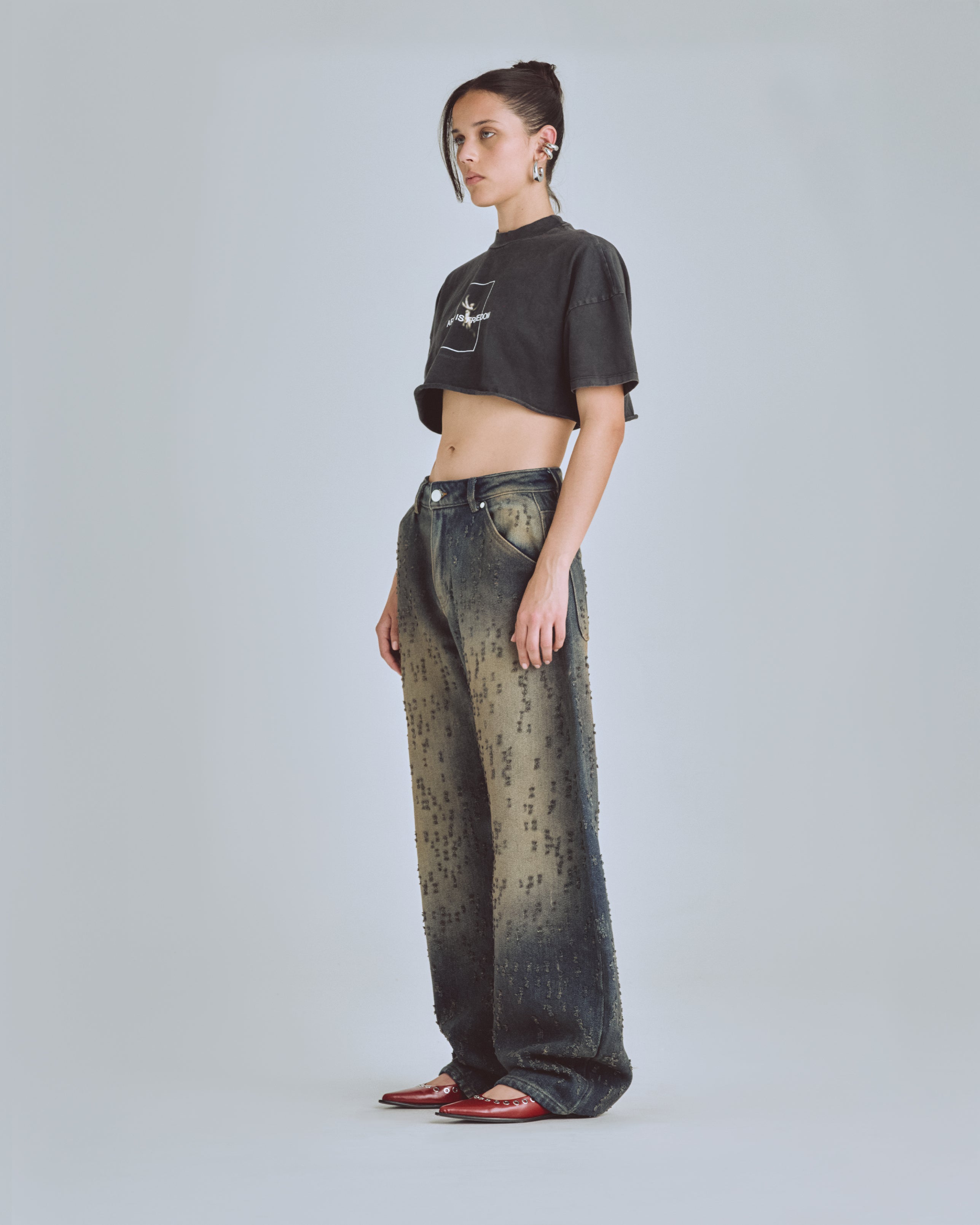 Agnus Dei Freedom Crop Top Vintage Black