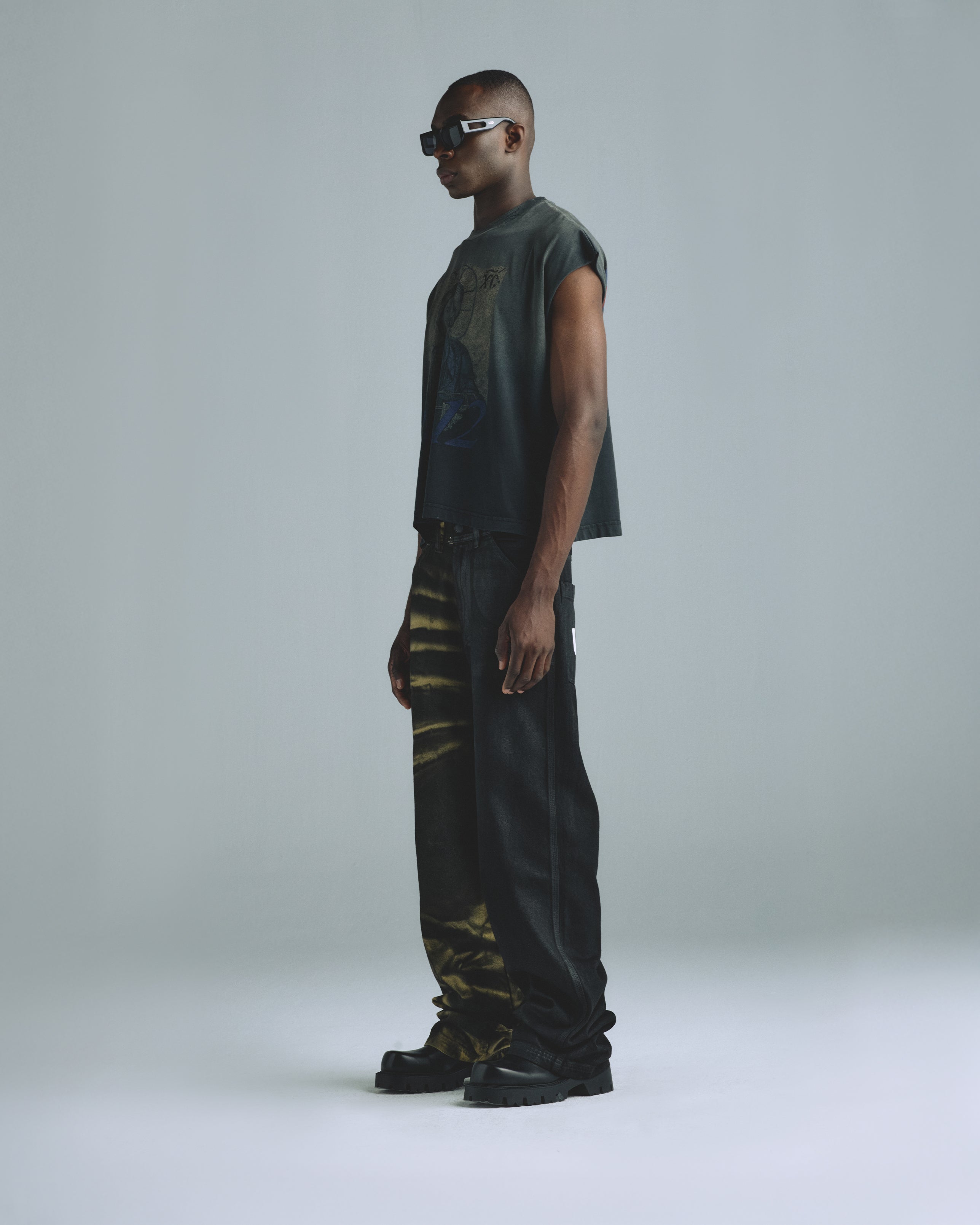 Gratia Plena Pantocrator Sleeveless Tshirt Faded Black