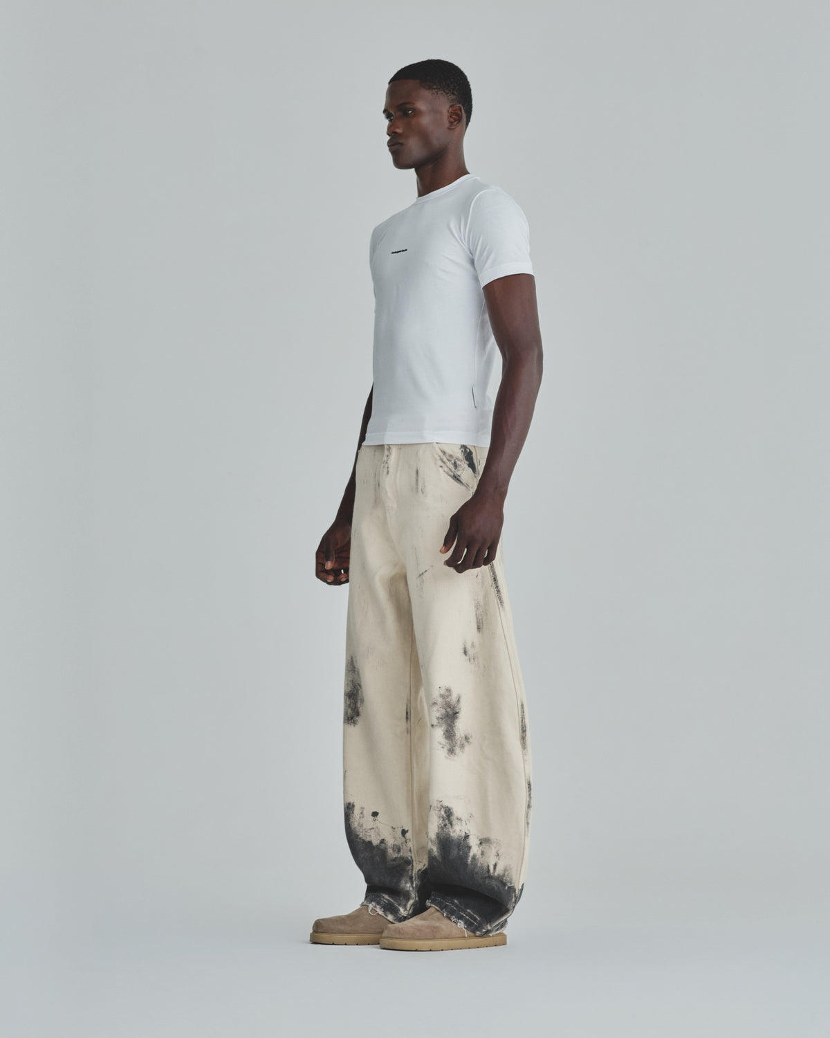 Revelation Basic Barrel Jean Mud Bone