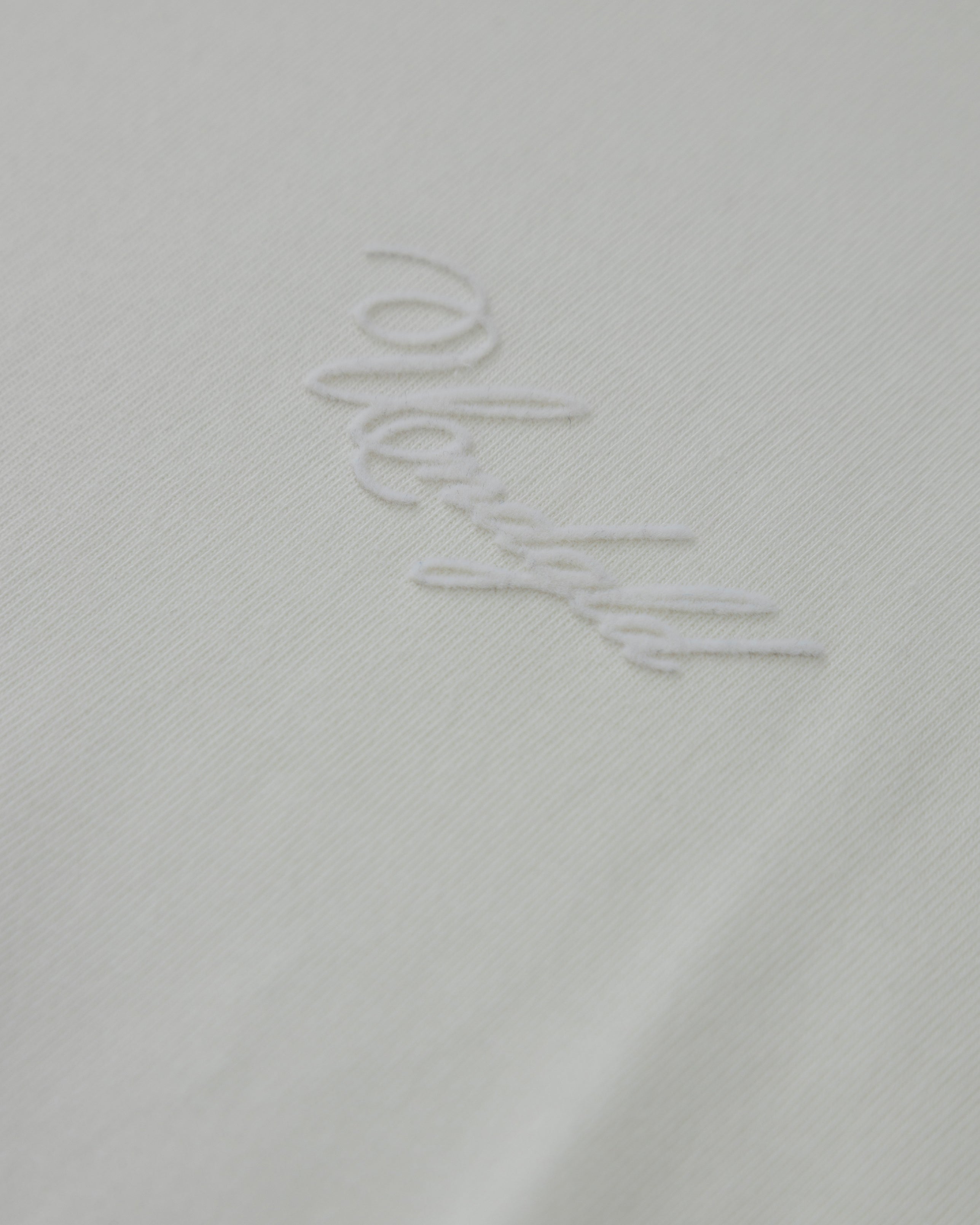 Basics Peached Undgld Tshirt White
