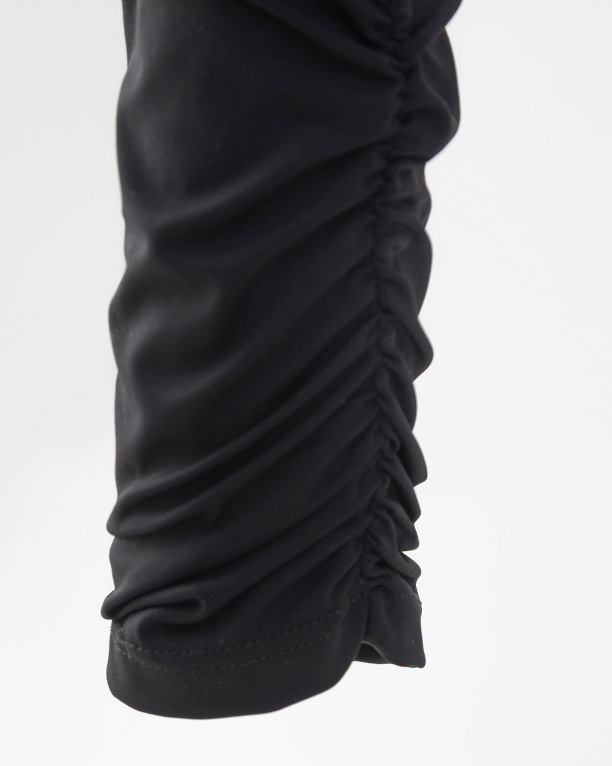 Basics Undergold Studio Backless Long Sleeve Body Black