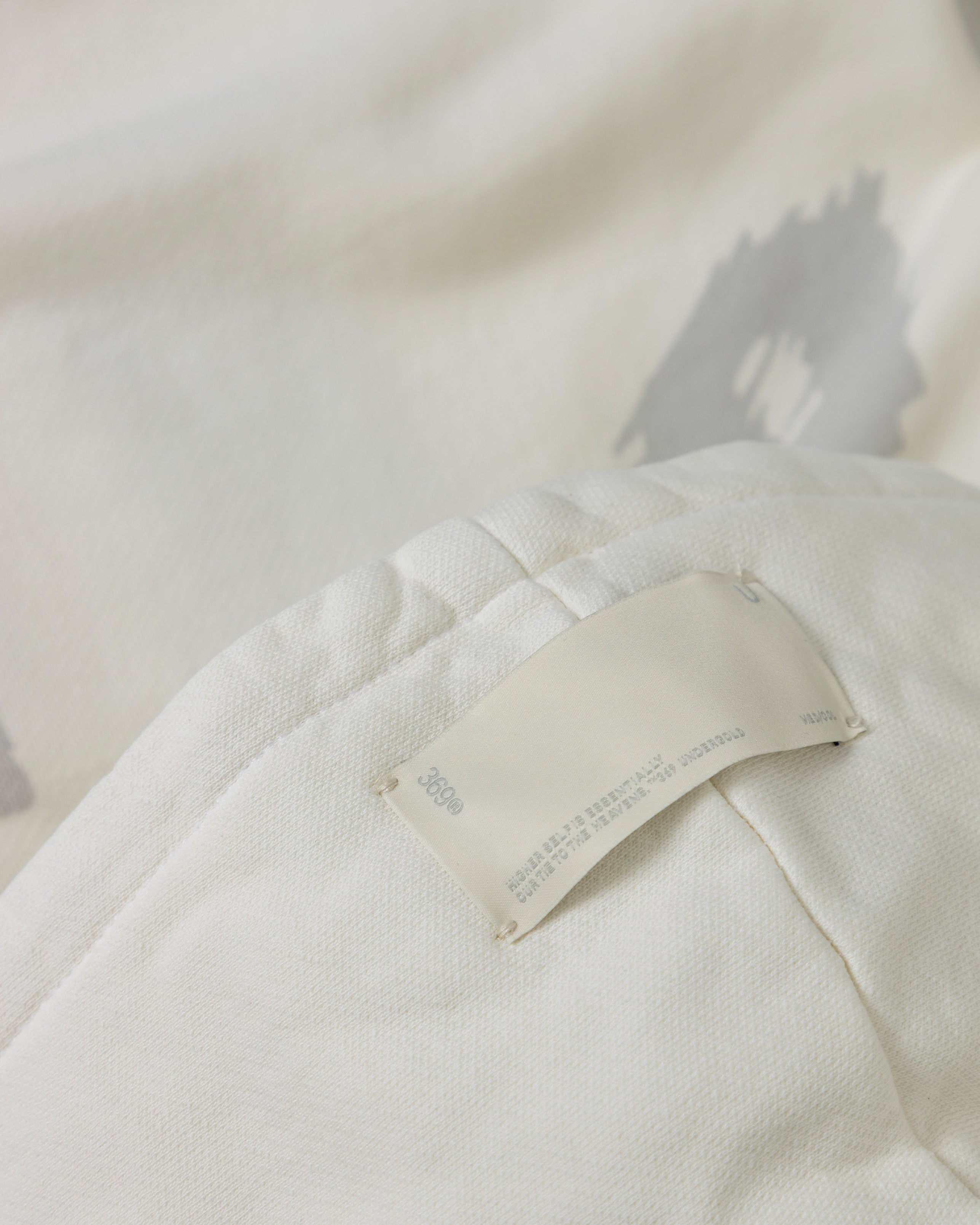 Echoes Tremor Boxy Fit Hoodie White