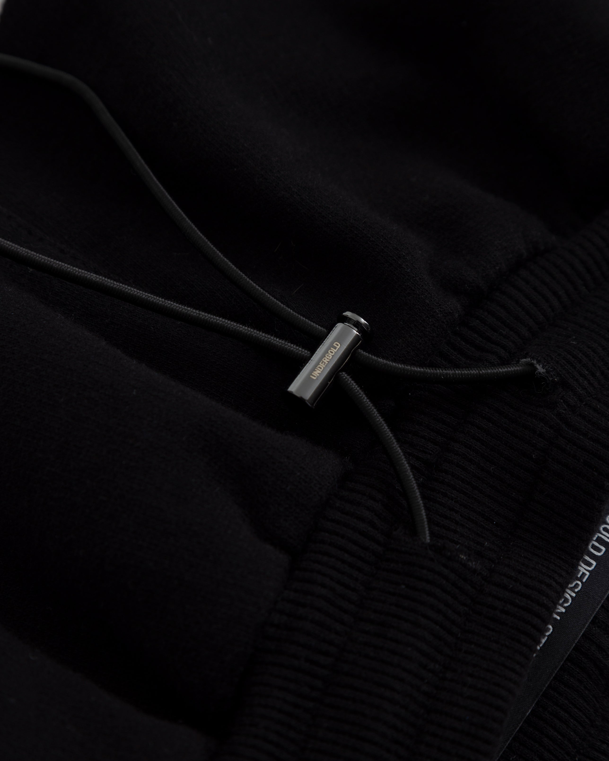 Helios UNDGLD Biased Short Black