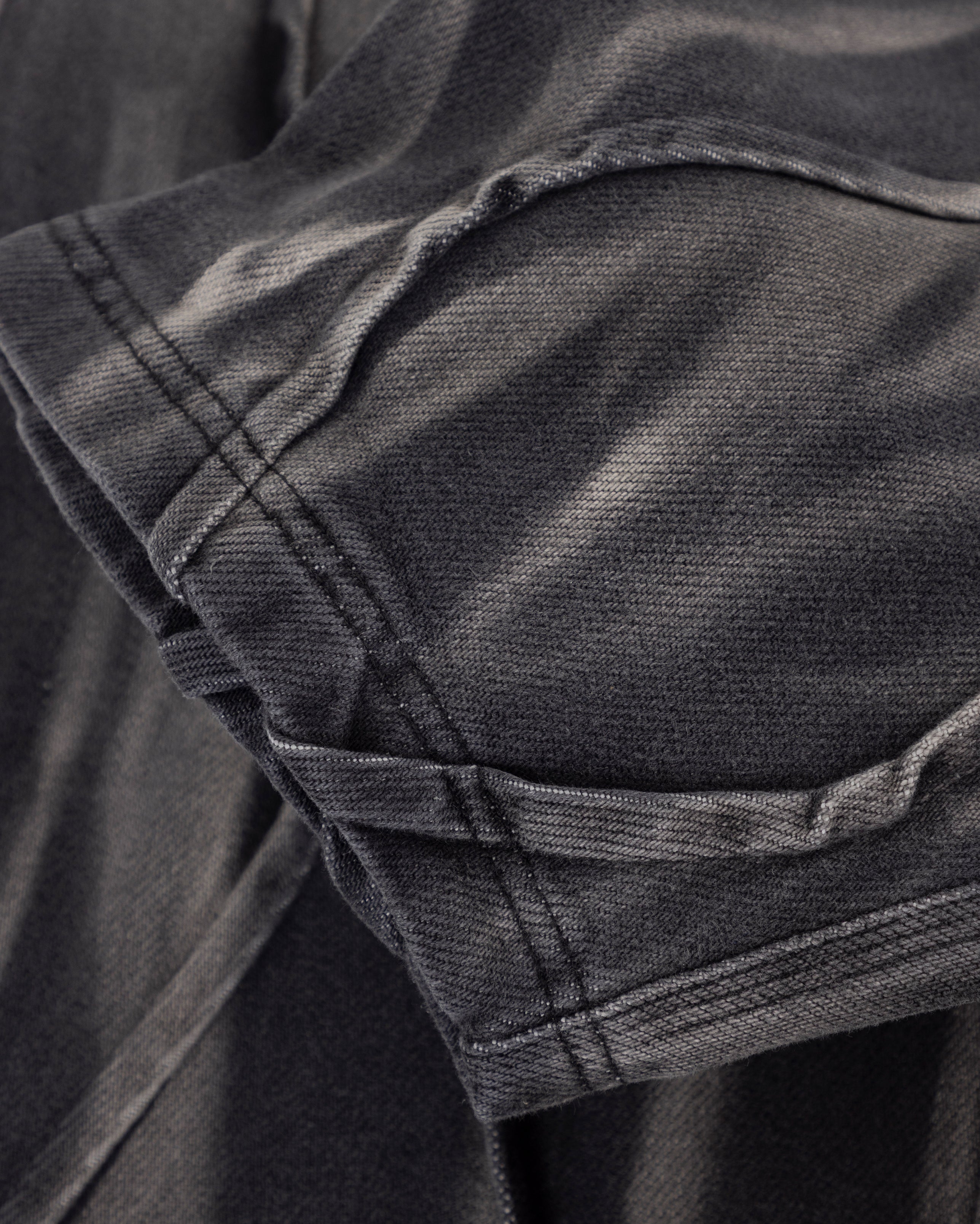 Act 1 UG Star Barrel Vein Jean Washed Black