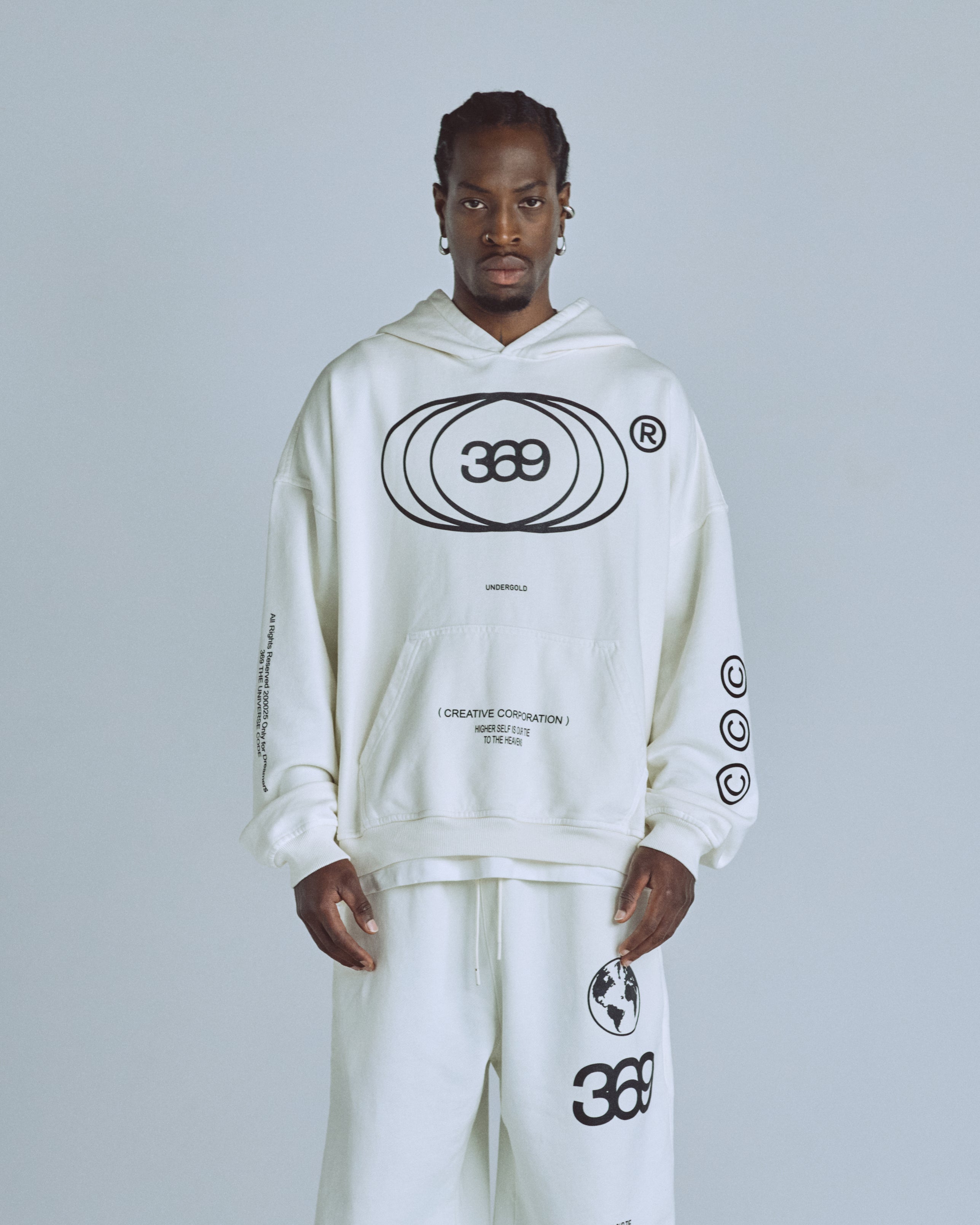 Golden Heritage Basic Hoodie White