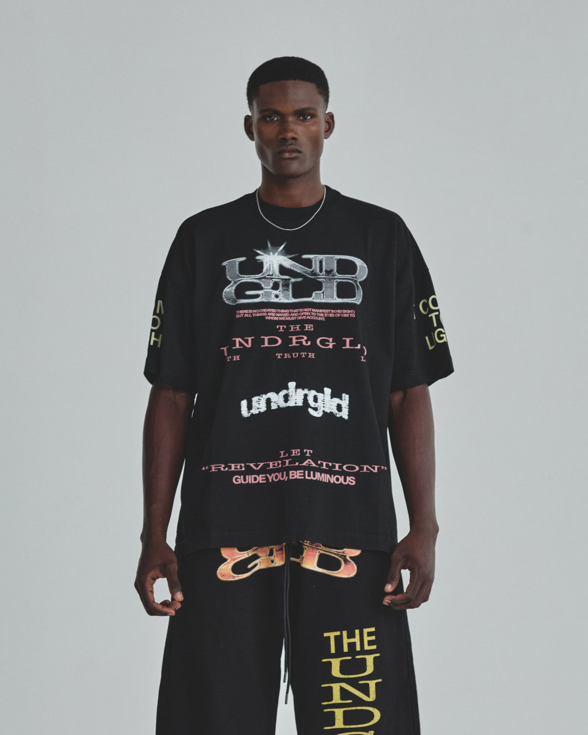 Revelation Reveal Tshirt Black