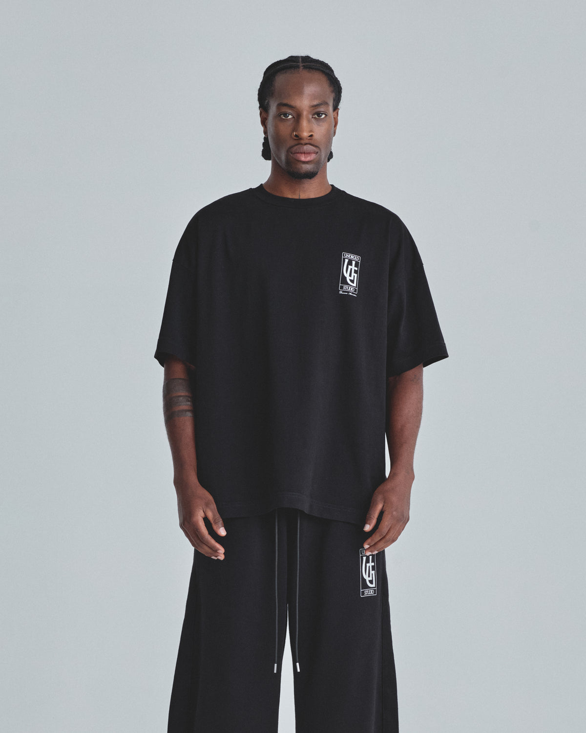 Line UG Frame Tshirt Black
