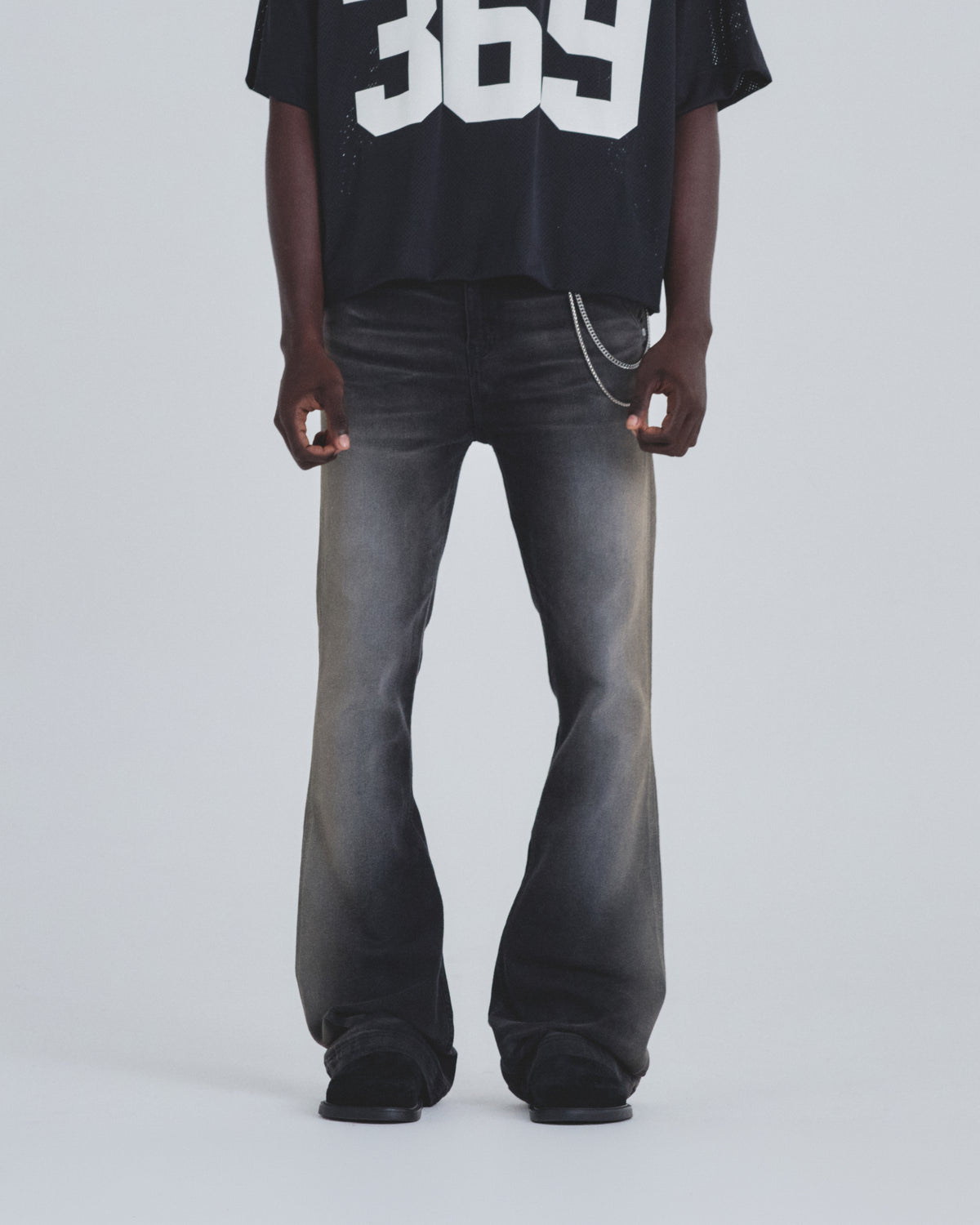 Holy State UNDRGLD Flare Jeans Faded Black