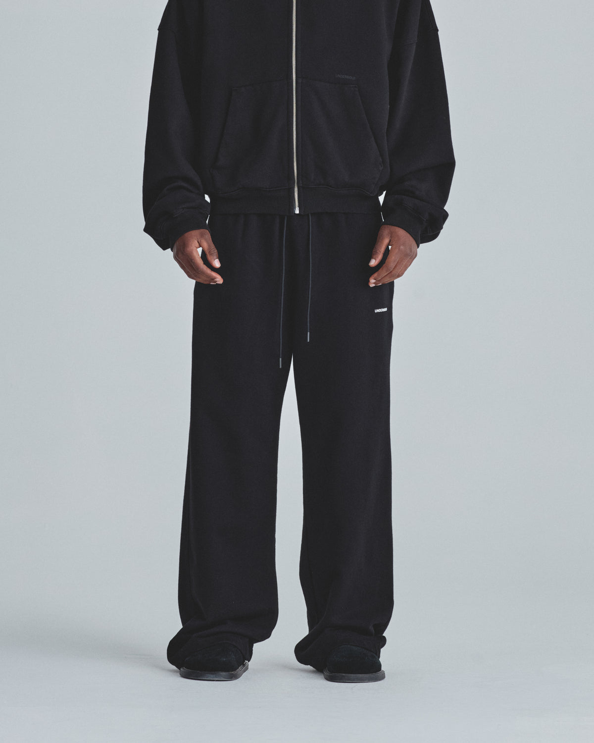 Line Basic Straightpants Black