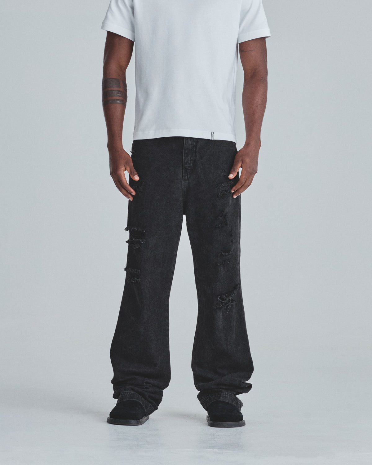 Line Basic Slim Fit Ripped Jeans Washed Black
