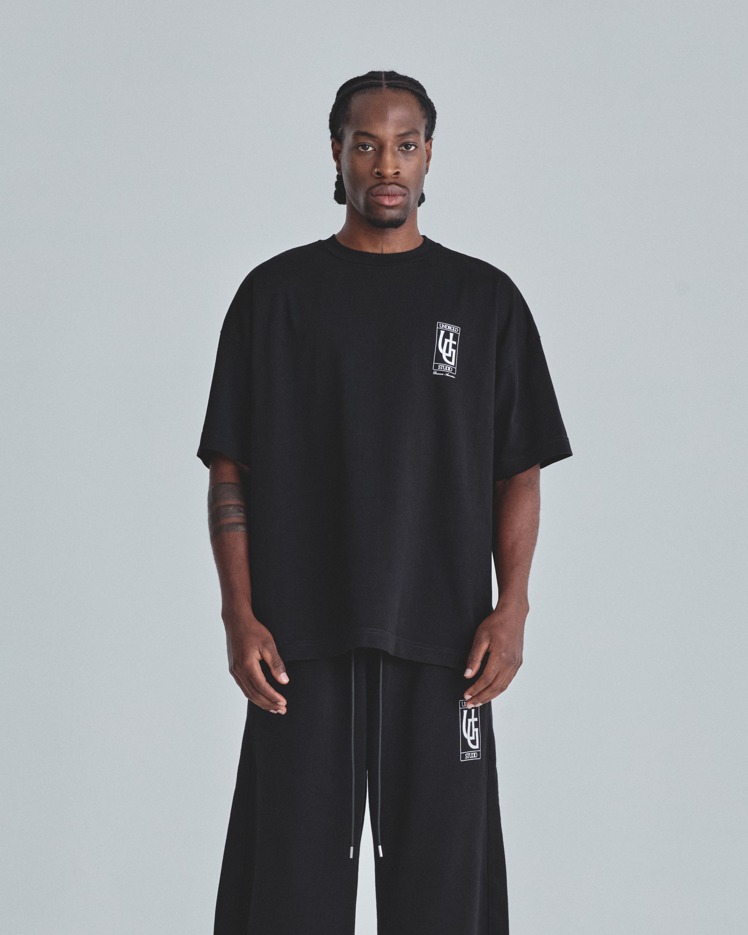Line UG Frame Tshirt Black