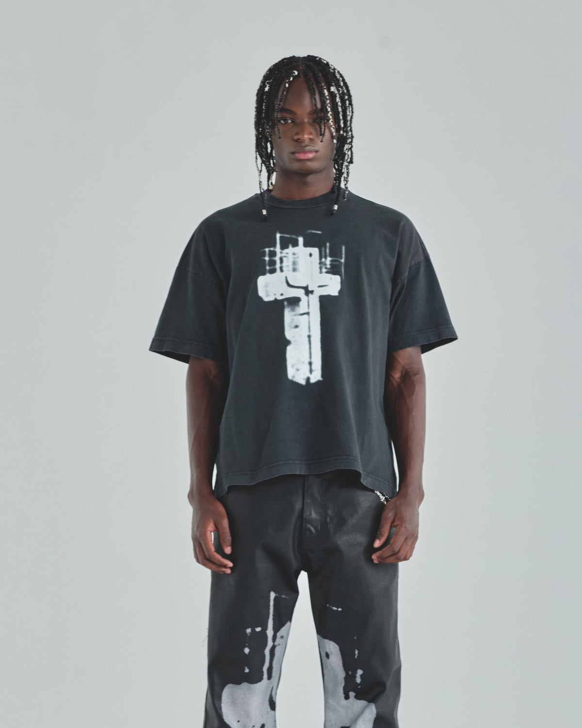 Act 1 Cross Tshirt Vintage Black