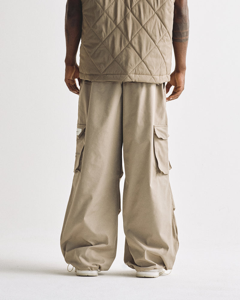 Basics Parachute V2 Cargo Pants Cream