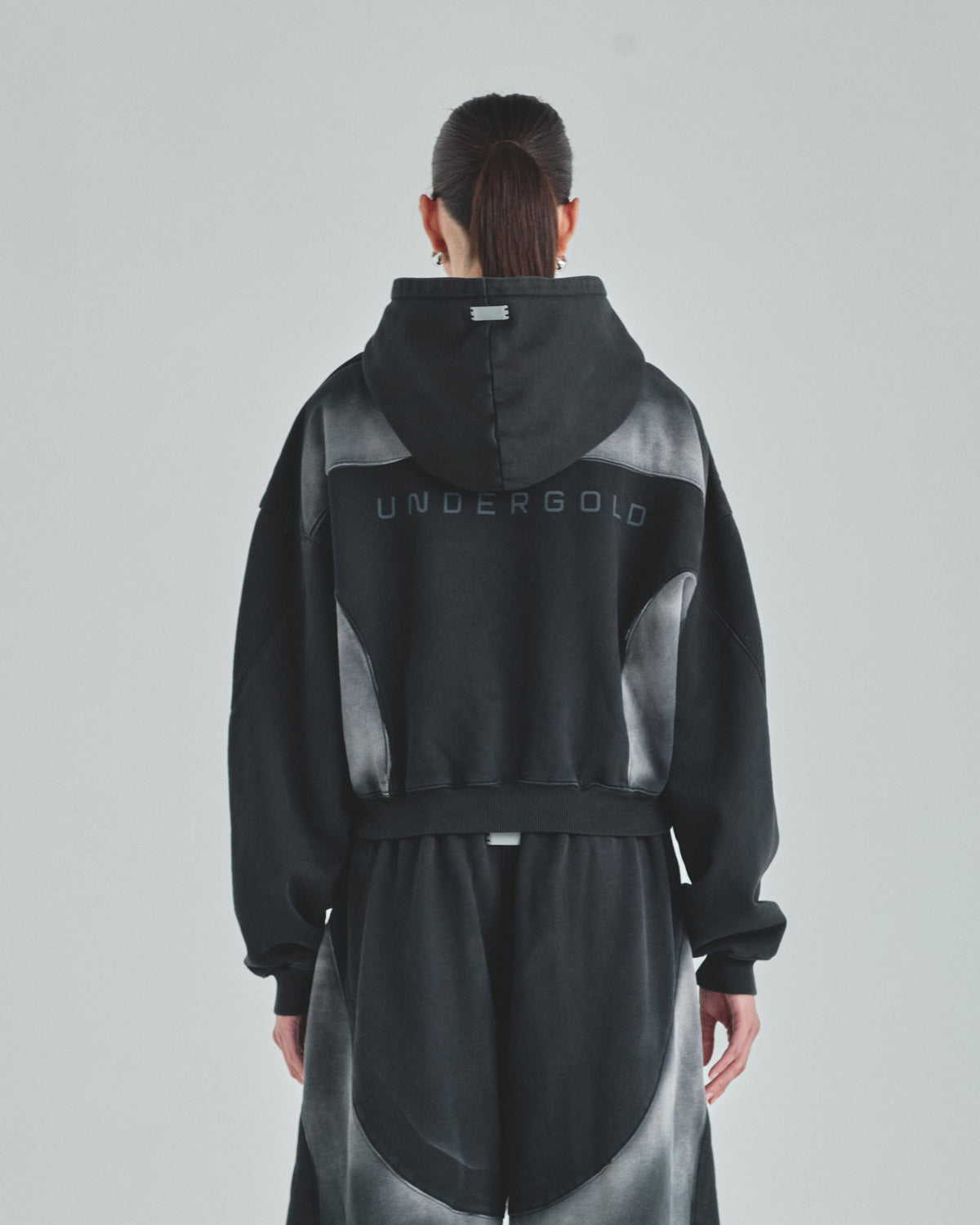 W Act 1 UG Boxy Fit Hoodie Sandblast Black