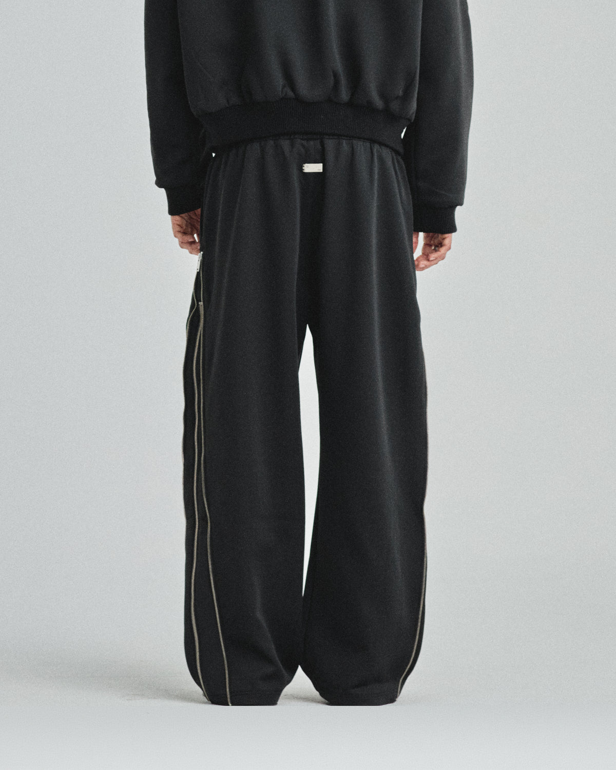 Basics Double Zipper Pants Black