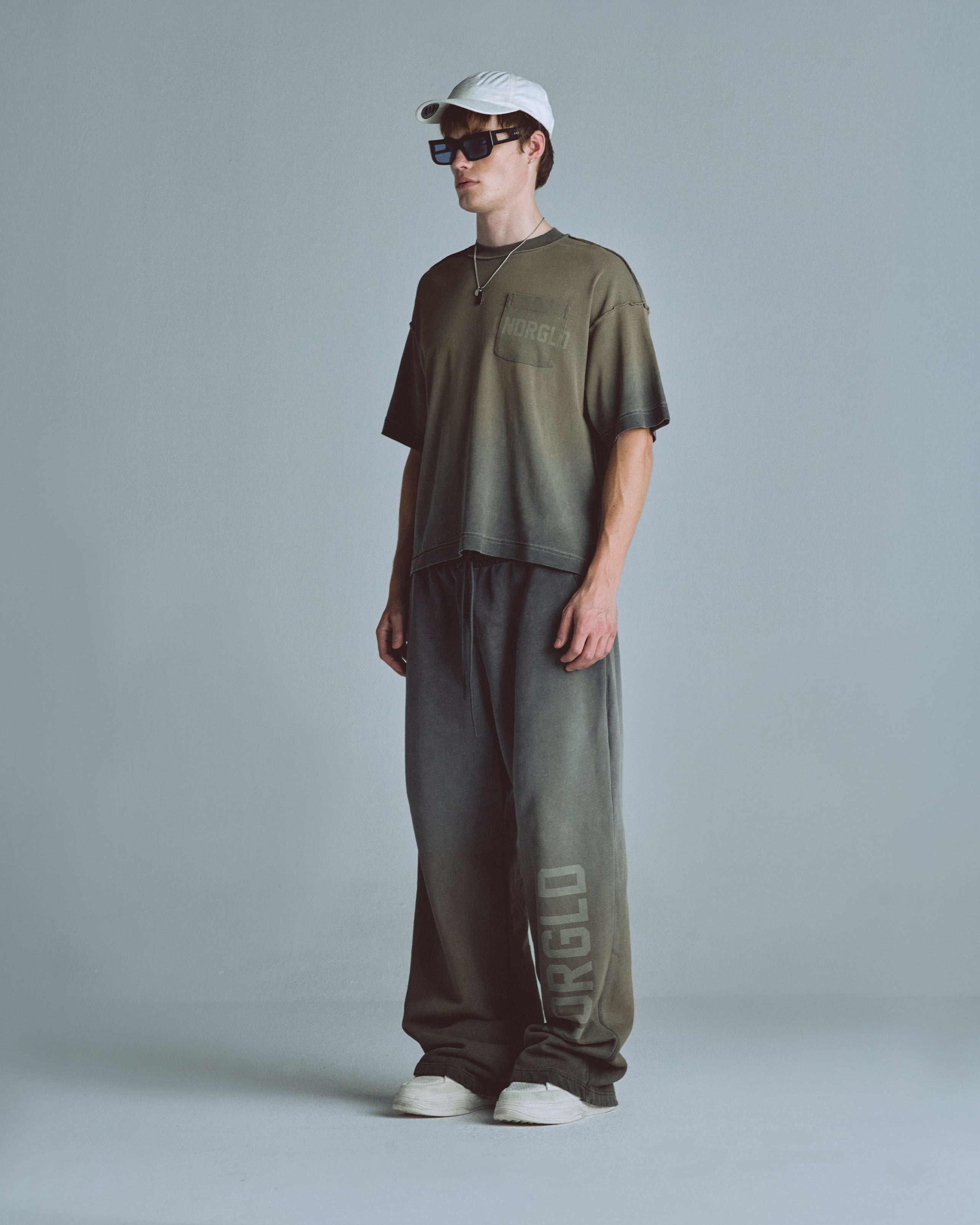 Basics UNDRGLD Boxy Fit Pocket Tshirt Faded Olive