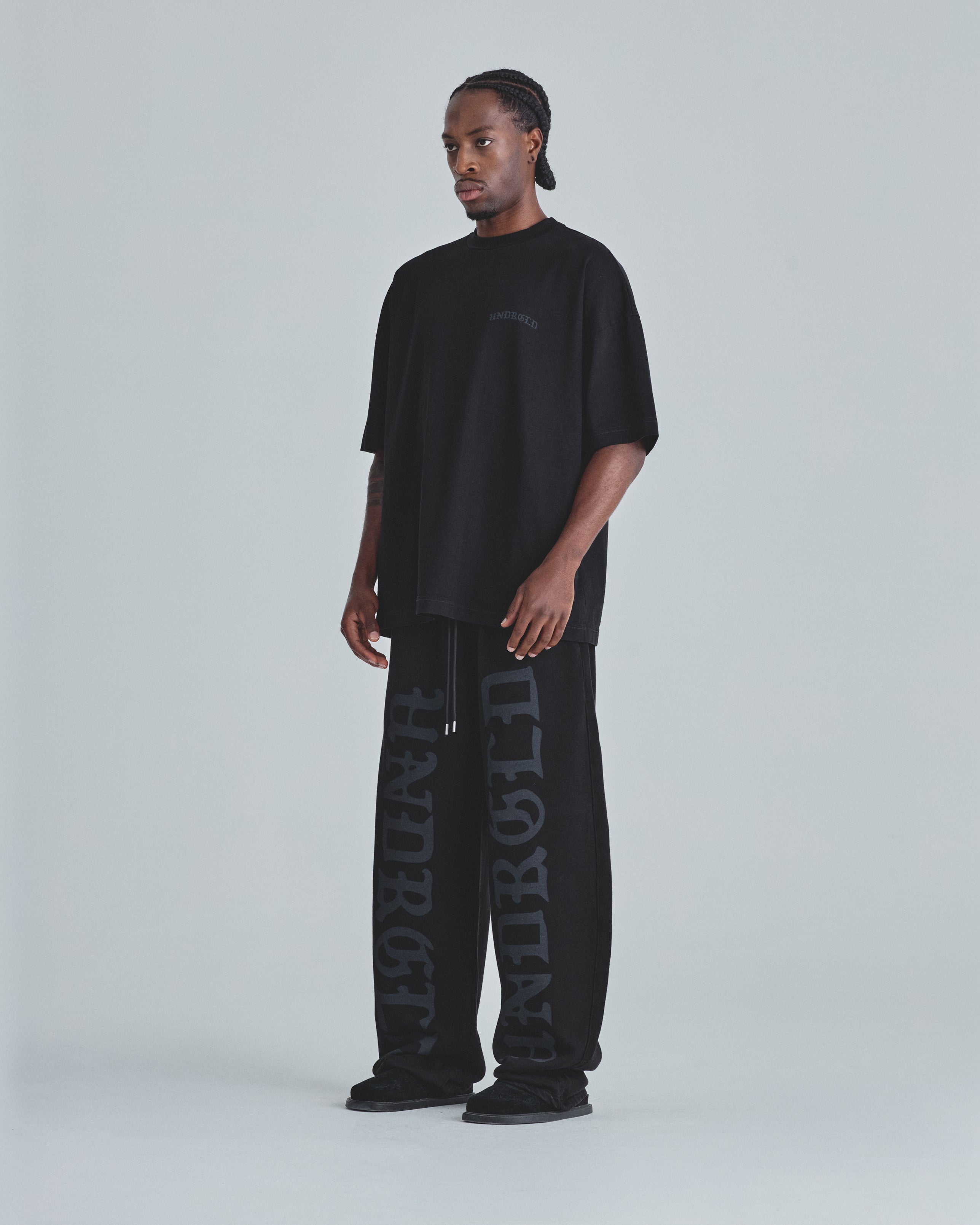 Line Gothic Tshirt Black