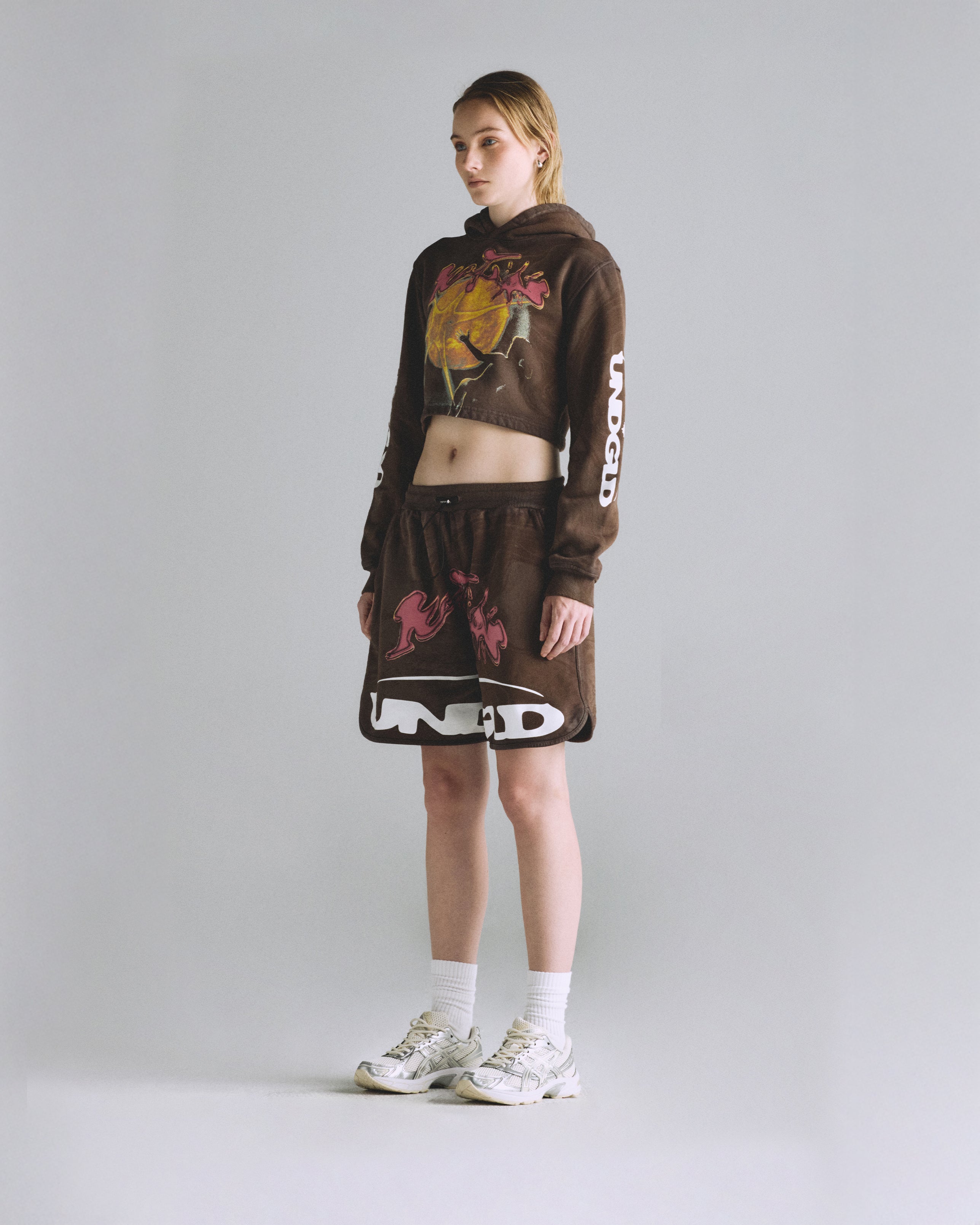 Helios Sun Slim Fit Cropped Hoodie Oil Brown