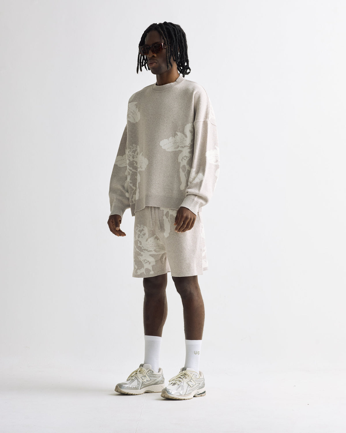 Basics Cherubs Knit Crewneck Gray