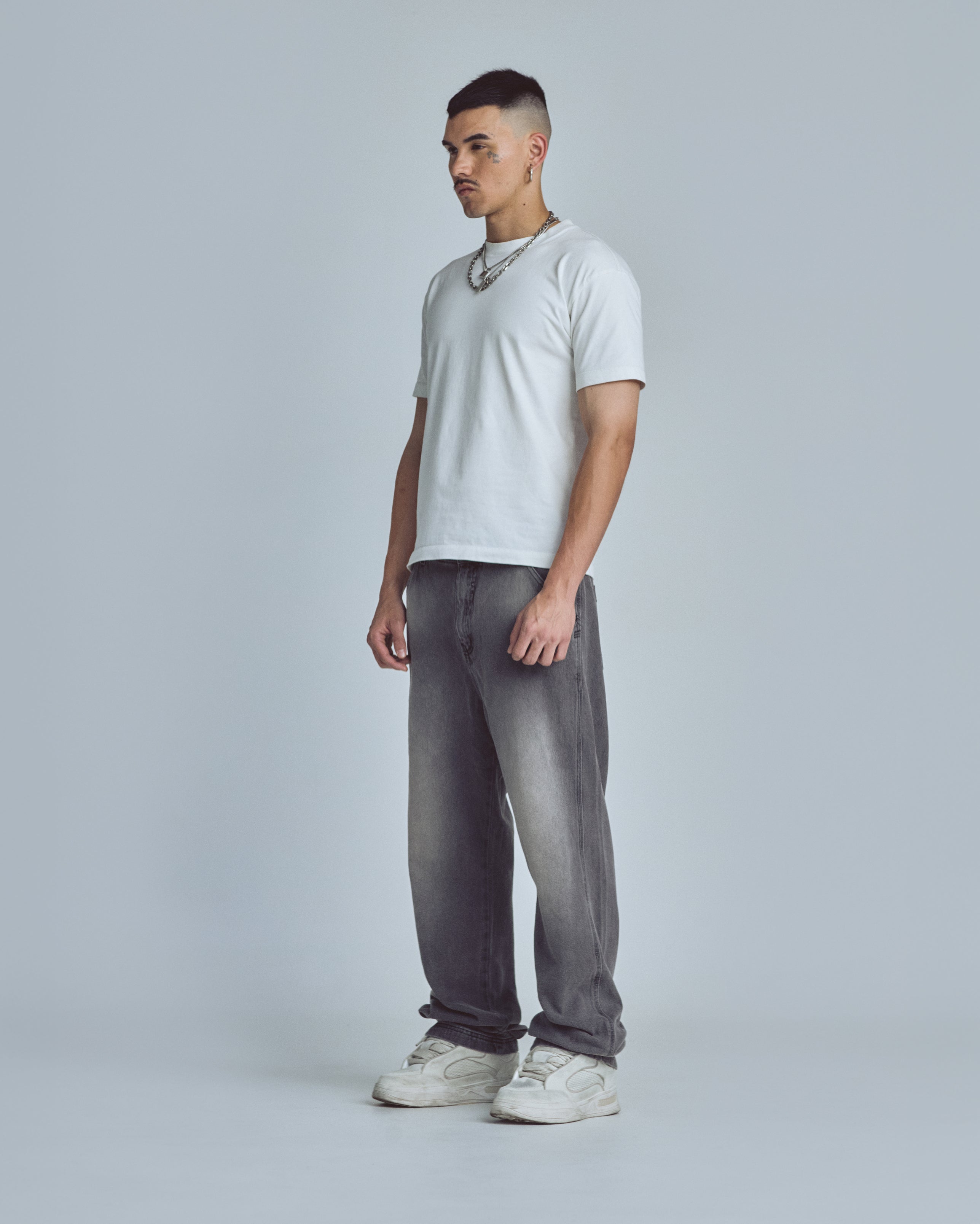 Basics UNDERGOLD Regular Jean Washed Black